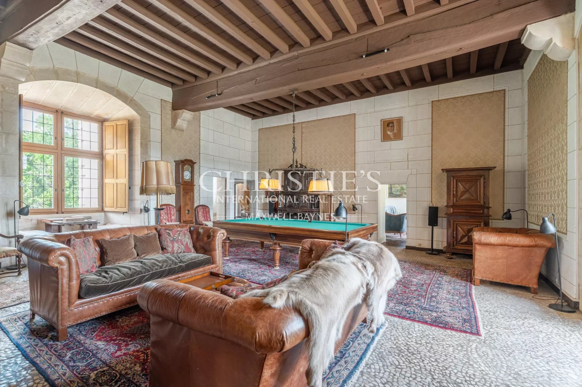 9 Bedroom Chateau's Image 8