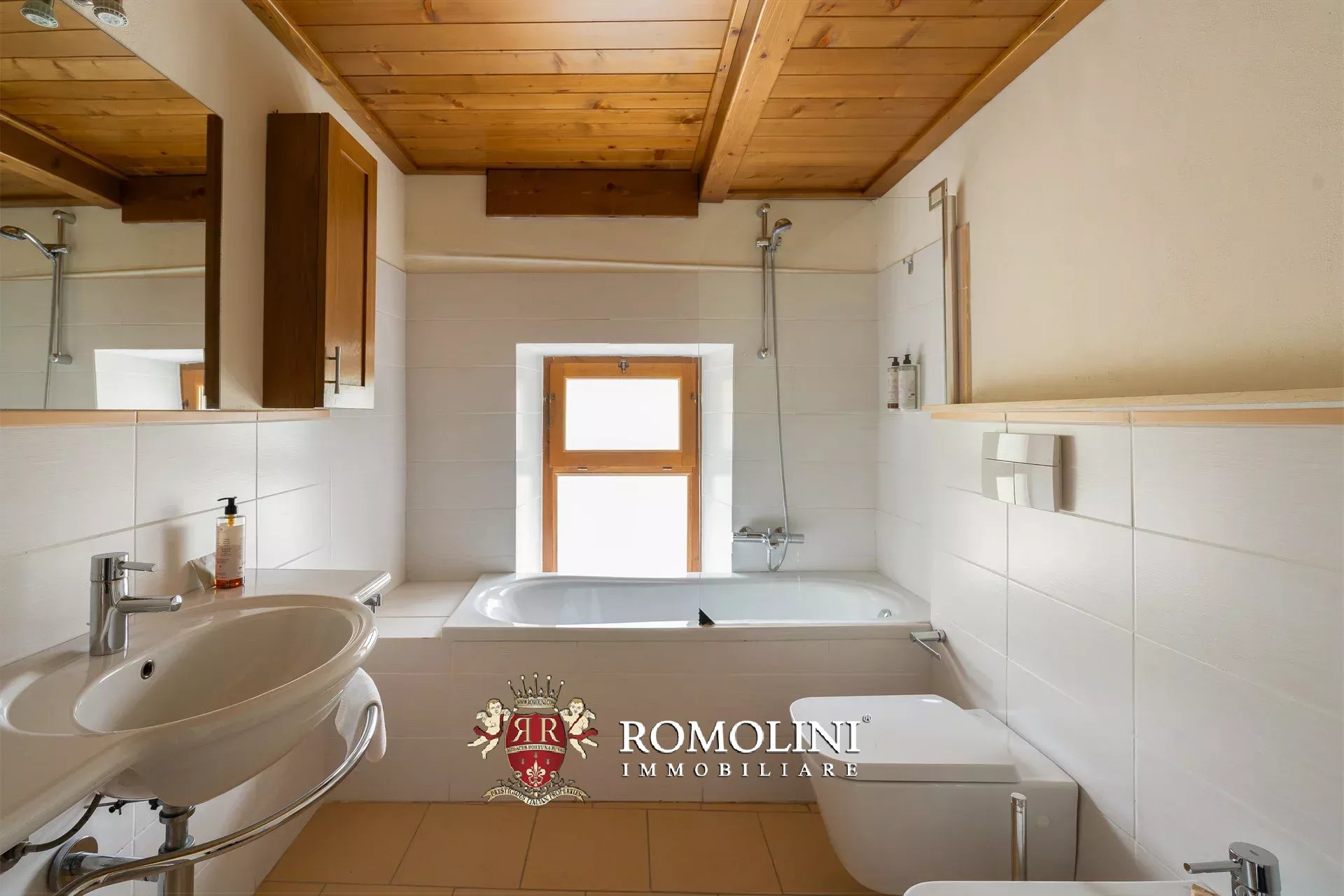 12 Bedroom Villa/Townhouse's Image 46
