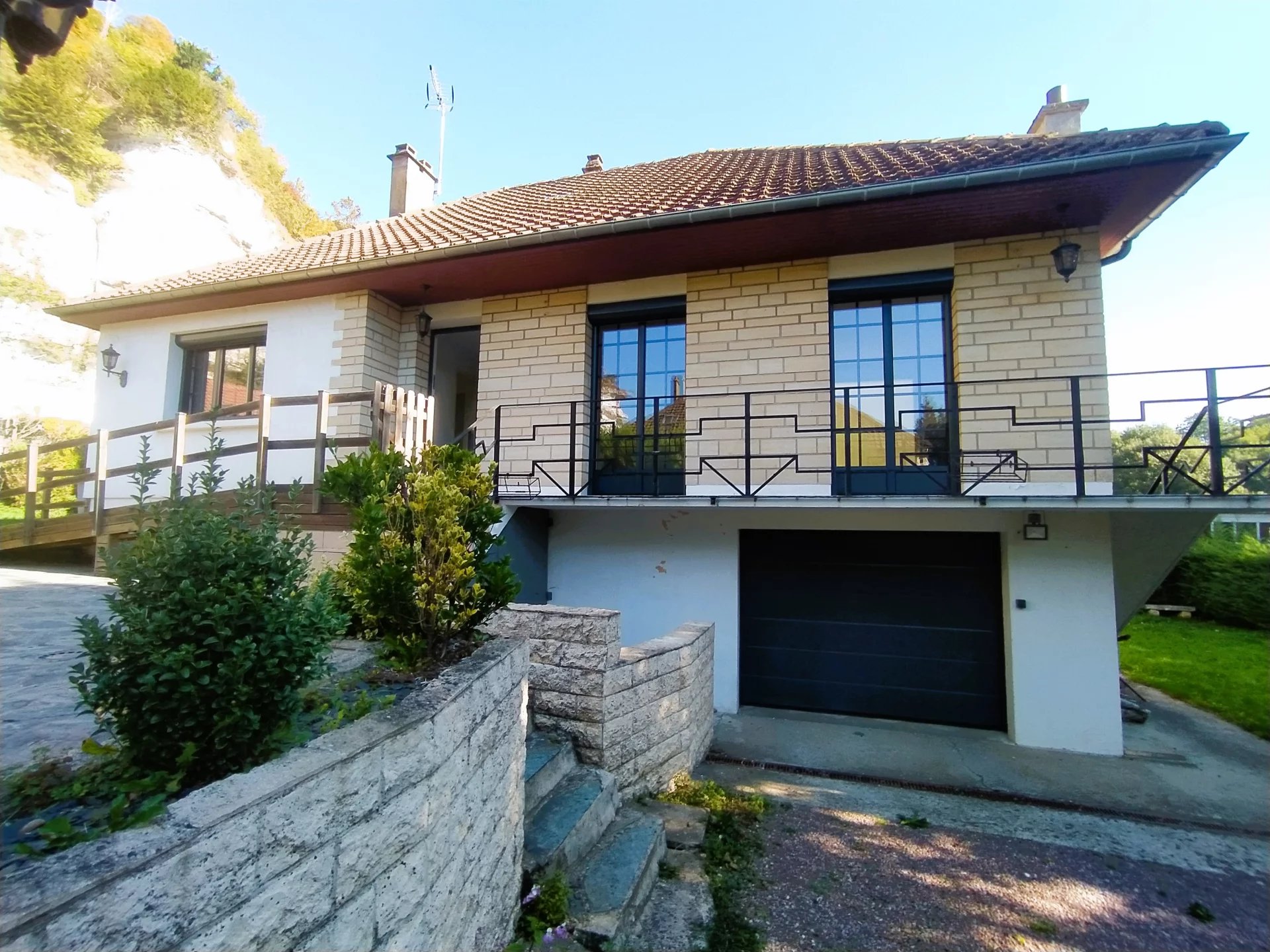 Orival 76500, maison individuelle plain-pied 5 pièces