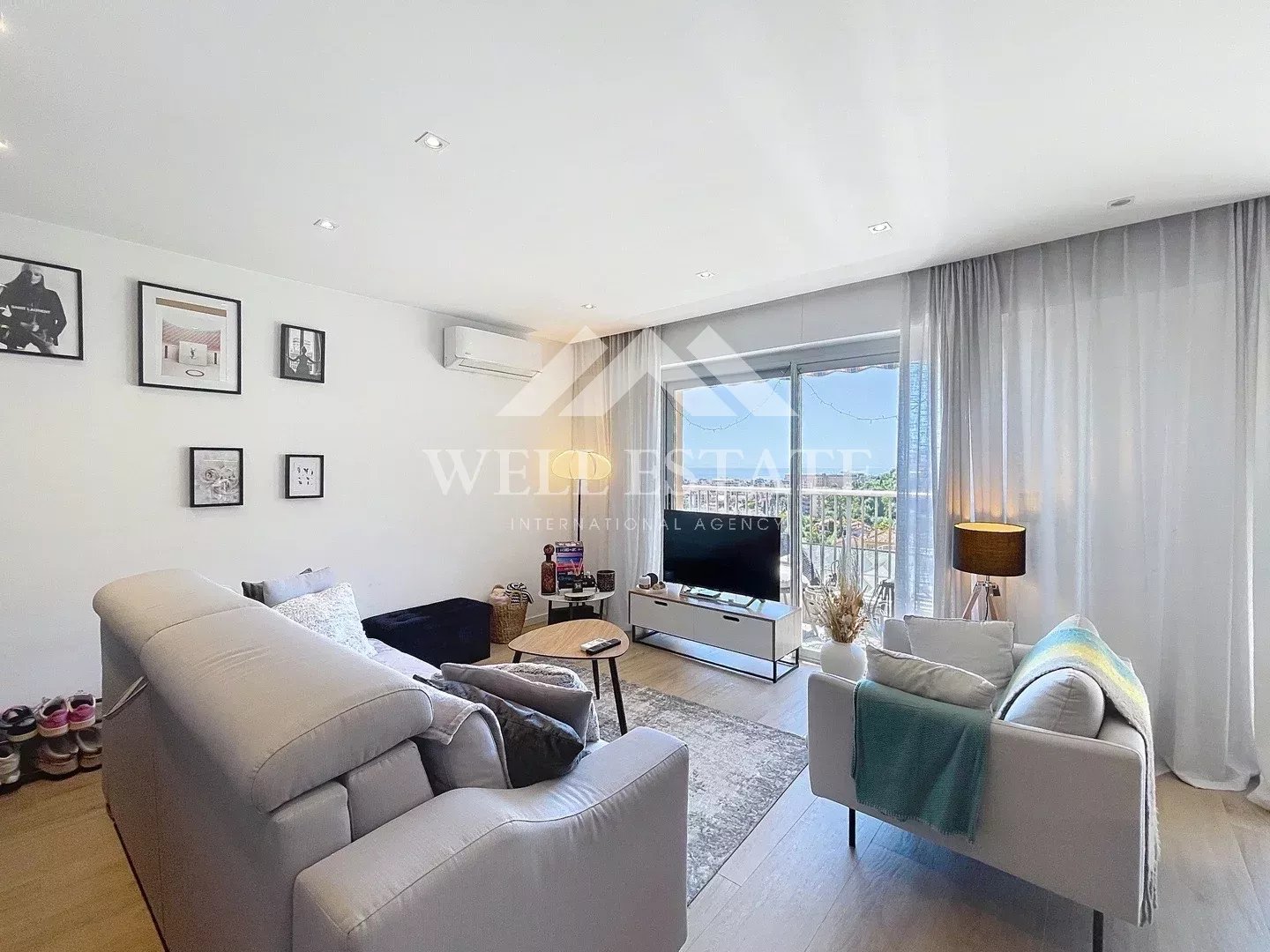 Sale Studio - Nice