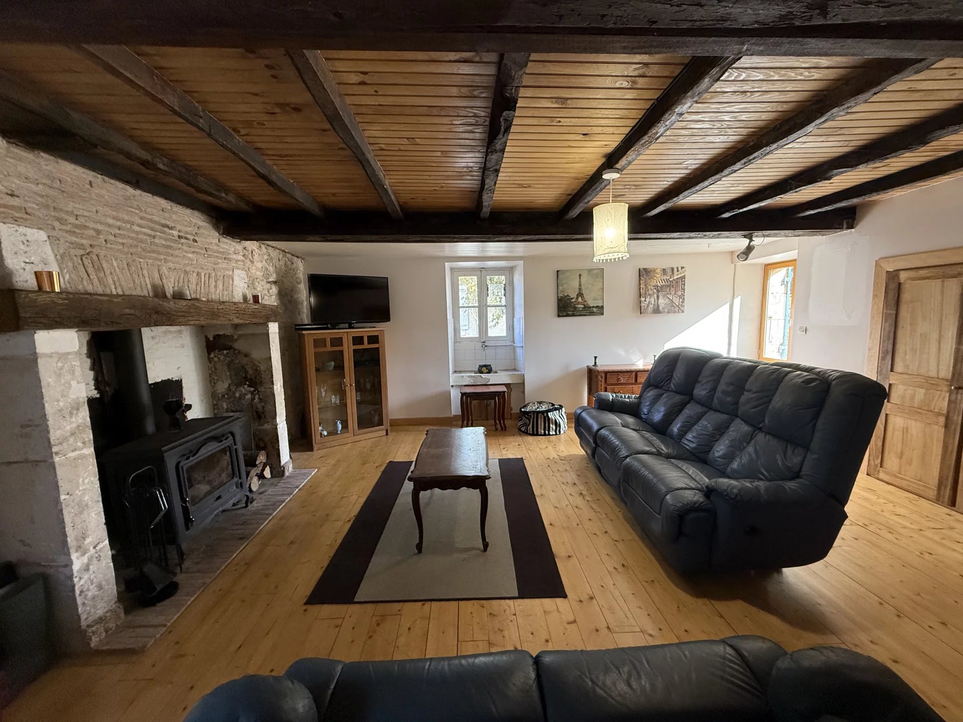 House in Saint-Pardoux-la-Riviere - Image 3