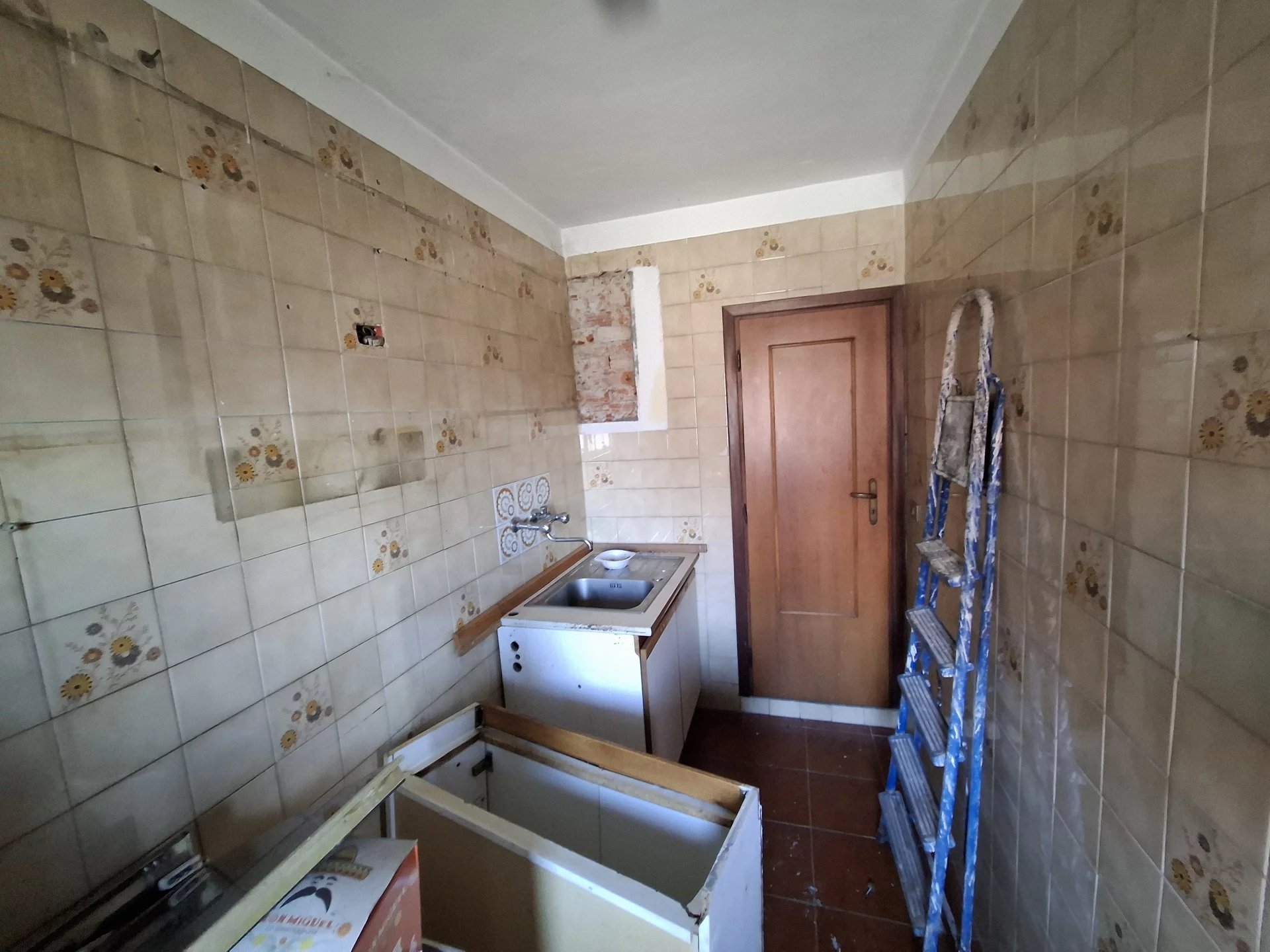 CASA DI AMPIA METRATURA A ROCCA