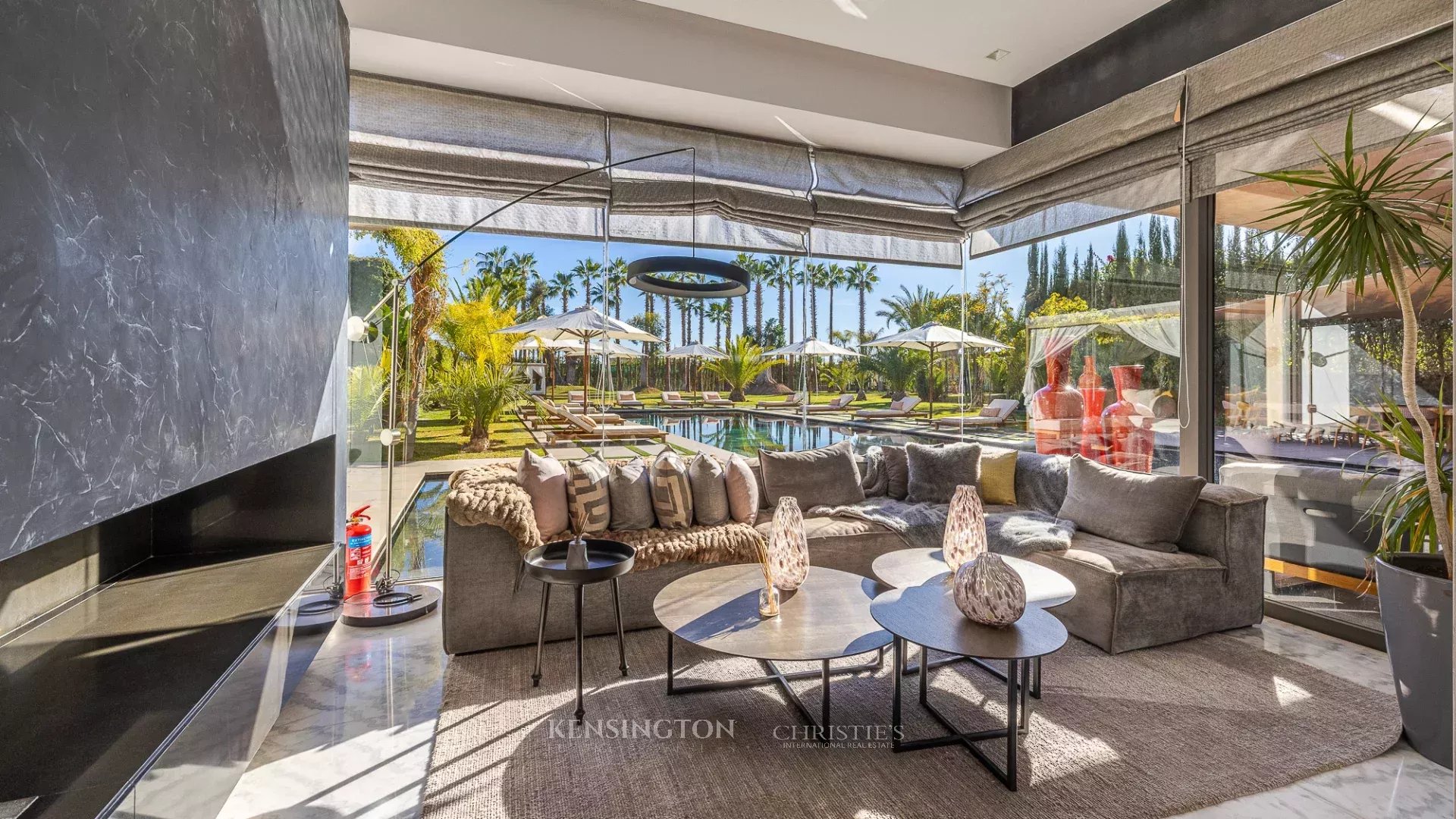 6 Bedroom Villa/Townhouse's Image 4