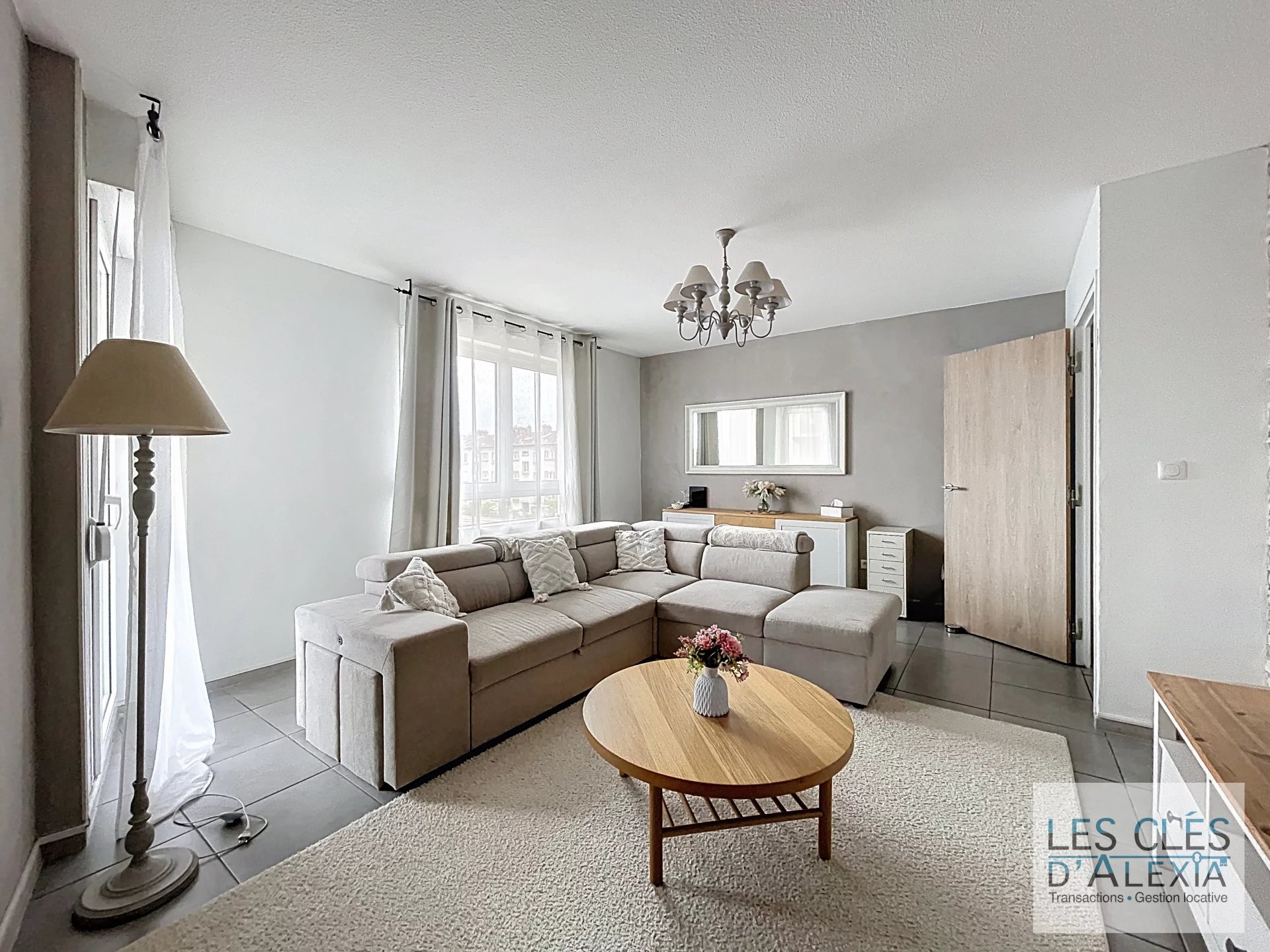 Agence immobilière de 