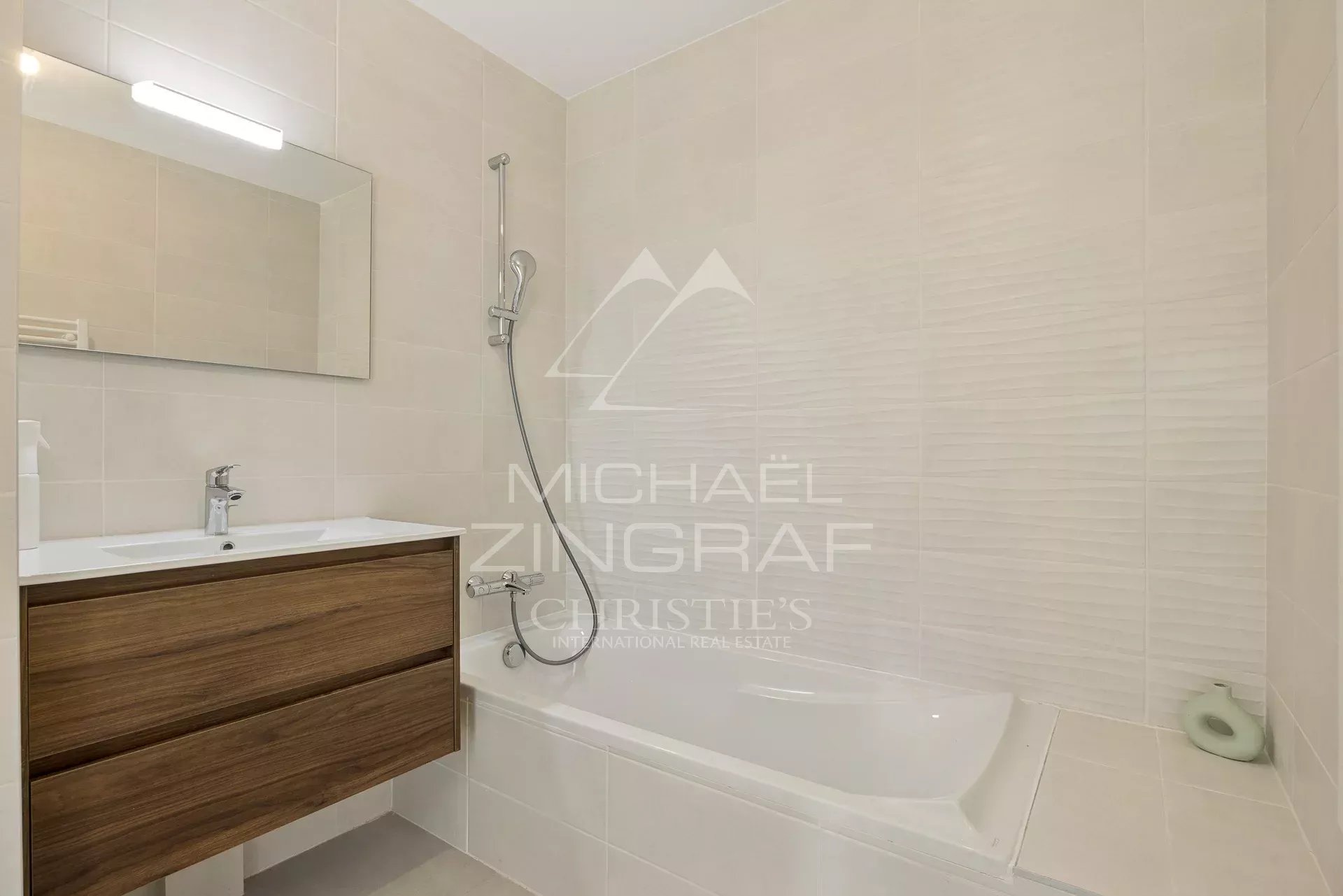 Apartment/Flat's Image 6