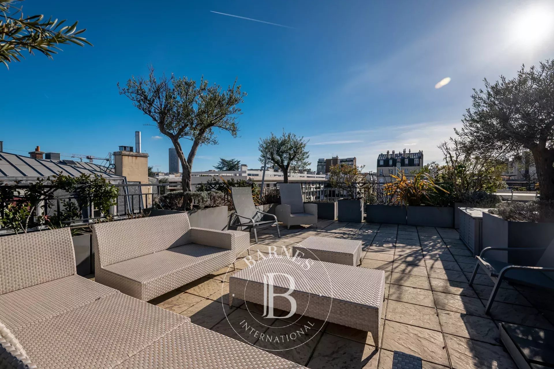 Apartment Neuilly-sur-Seine  -  ref 86736579 (picture 1)