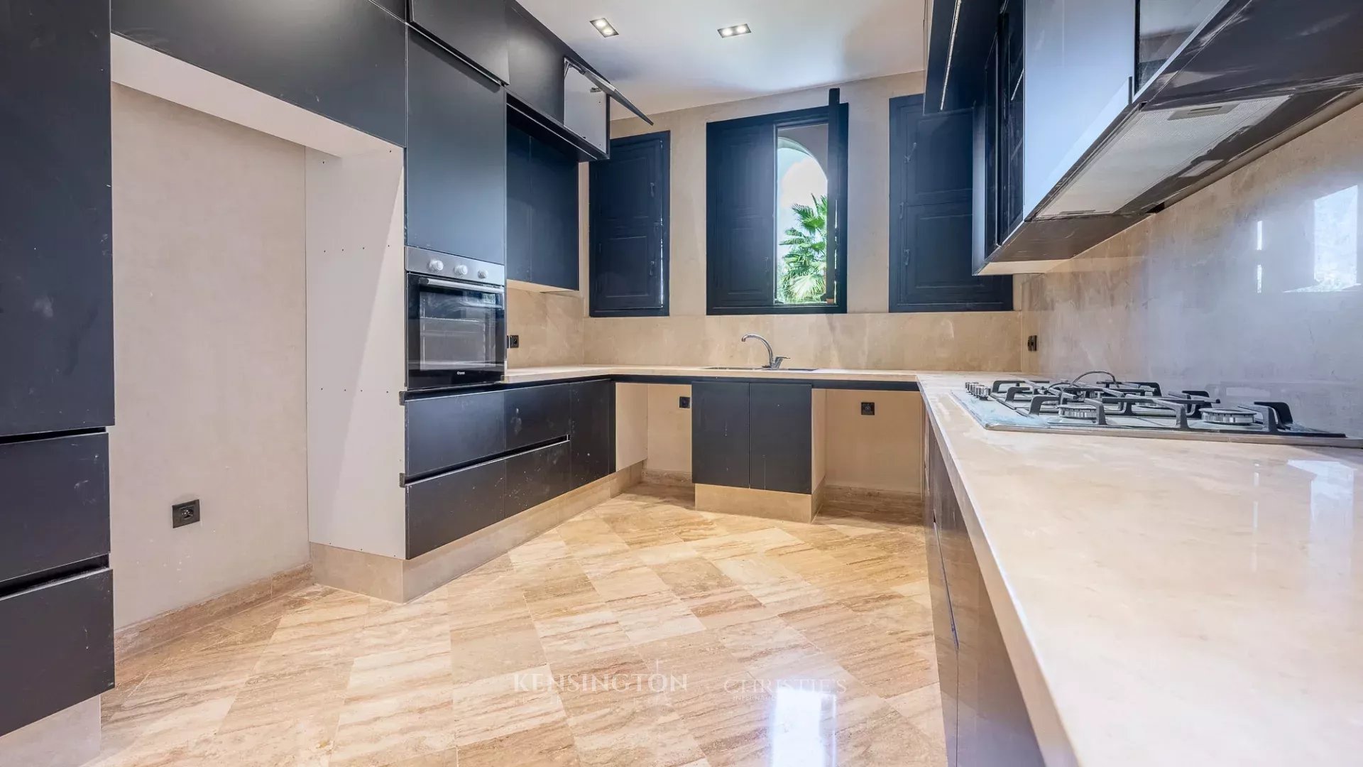 4 Bedroom Villa/Townhouse's Image 14