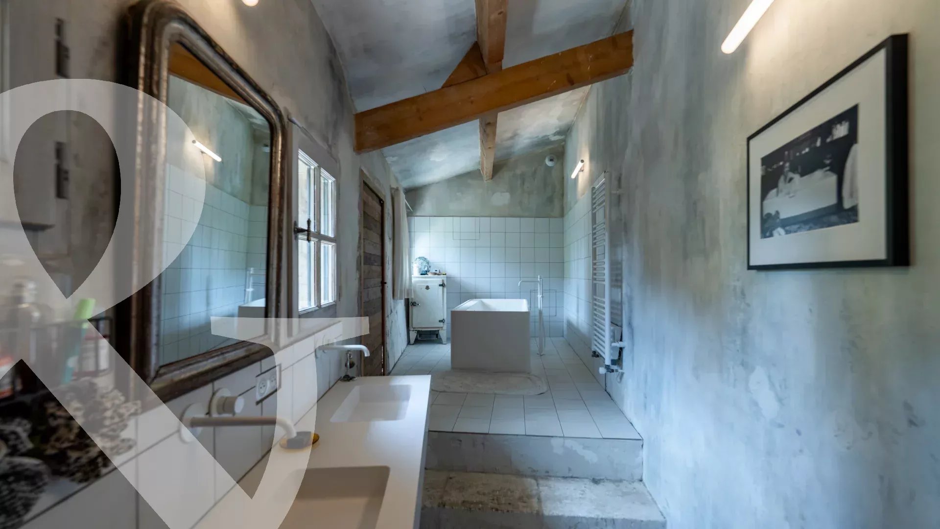 MAISON DE VILLAGE EN PIERRE