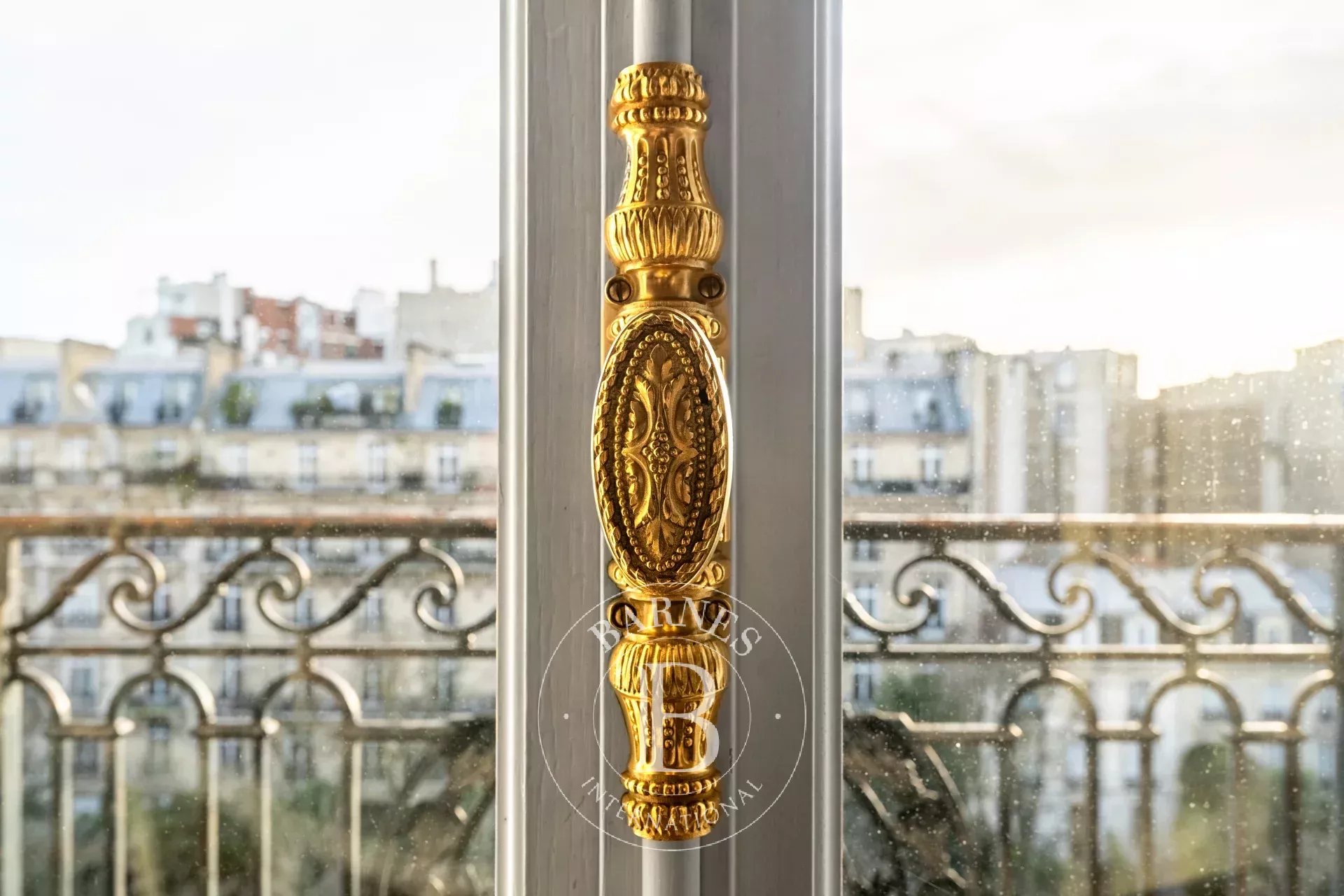PARIS 16 - picture 10