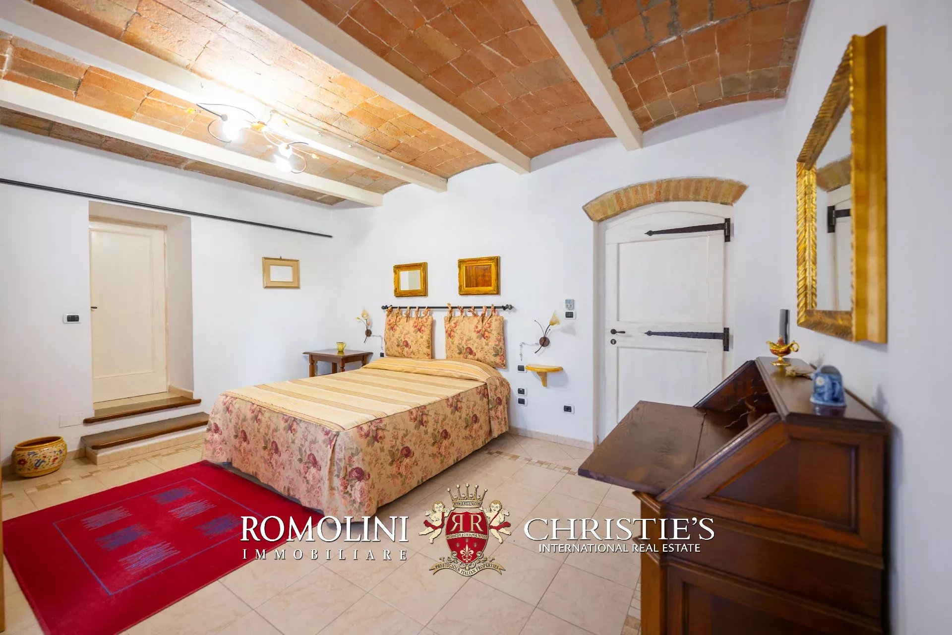 16 Bedroom Villa/Townhouse's Image 46