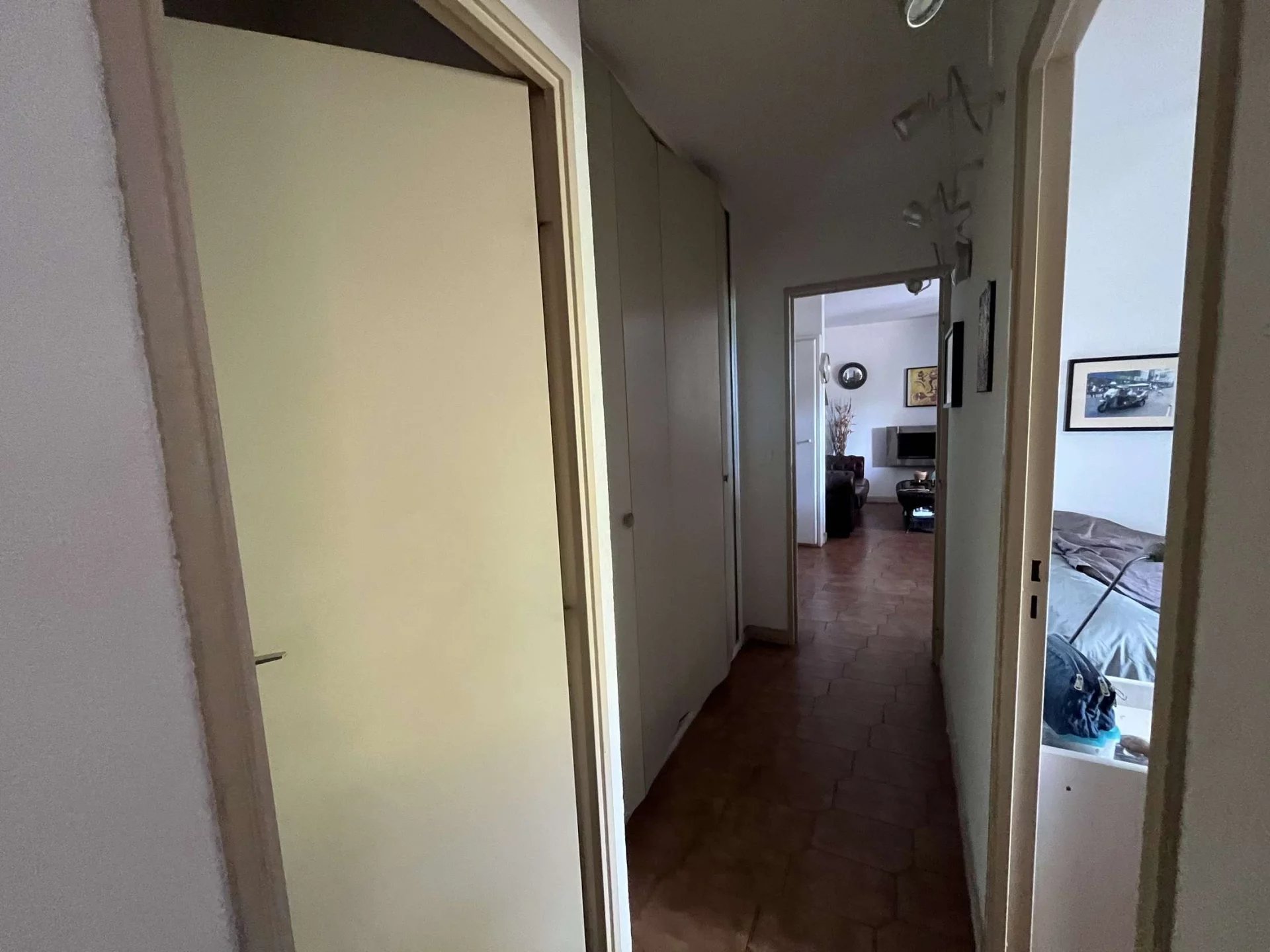 CAVALAIRE 2 BEDROOMS APPARTMENT