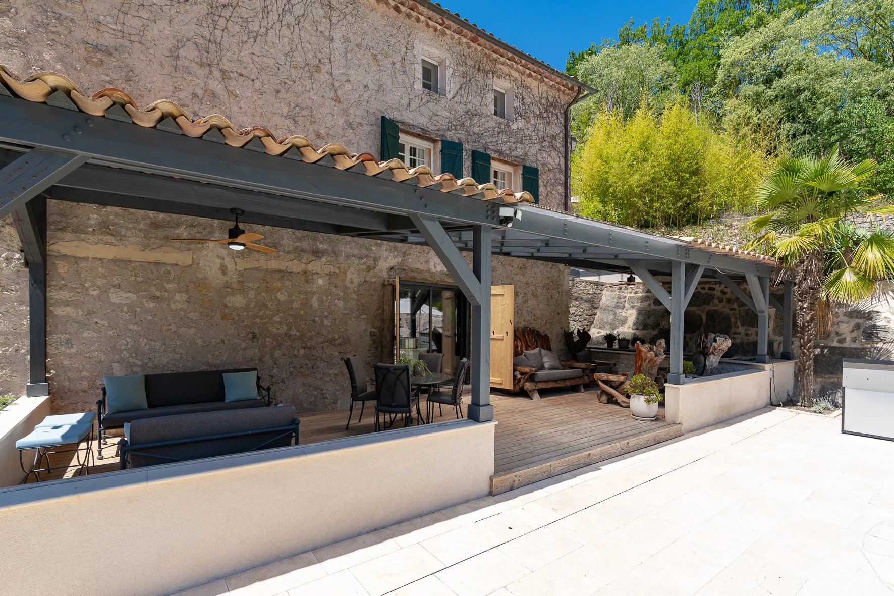 Magnificent 14th century property with pool  - Callian