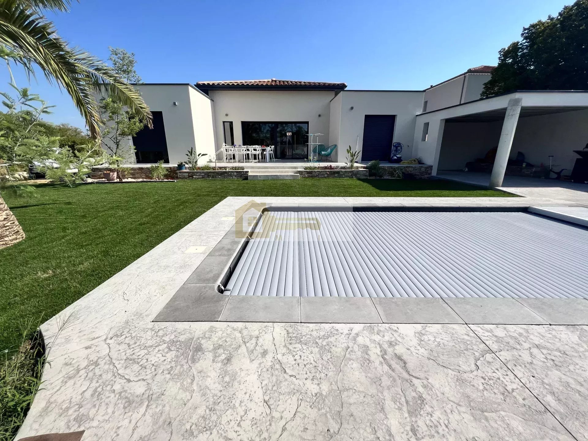 Agence immobilière de 