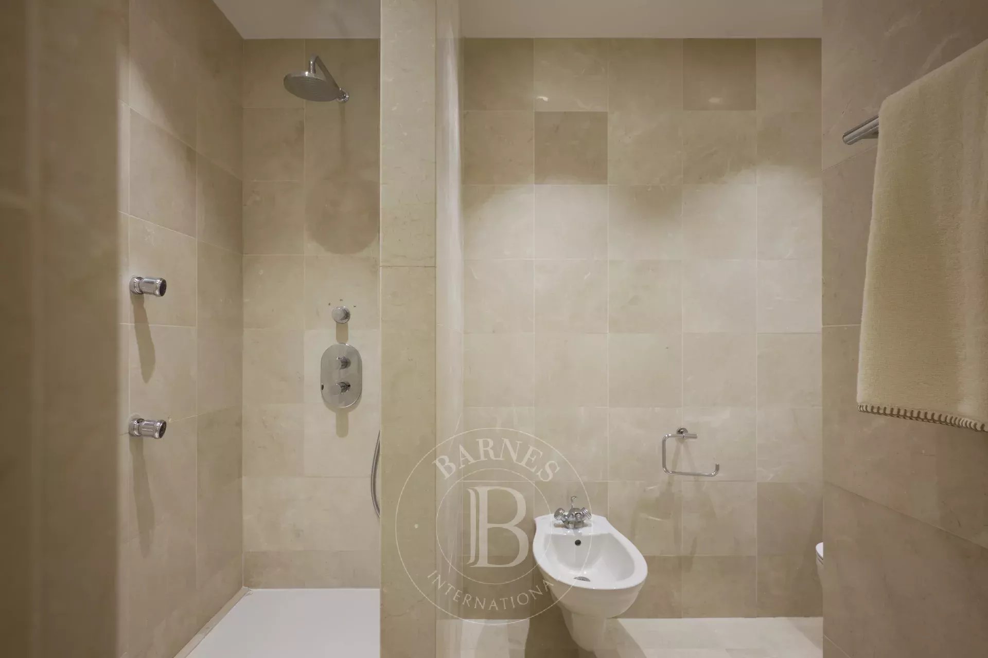 Daire Cannes - picture 13