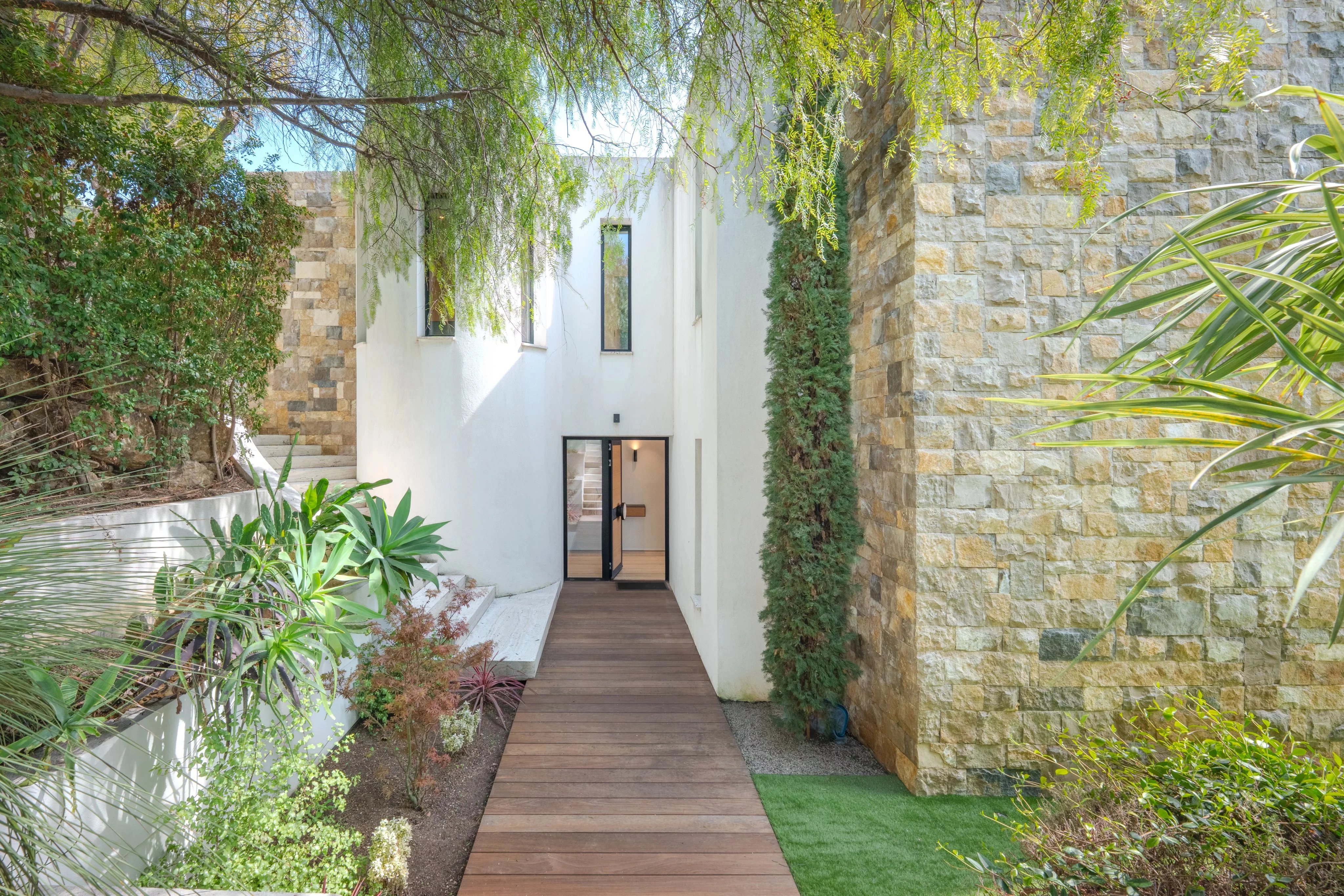 Cannes : Co-exclusivité Vue mer panoramique - Villa contemporaine rénovée