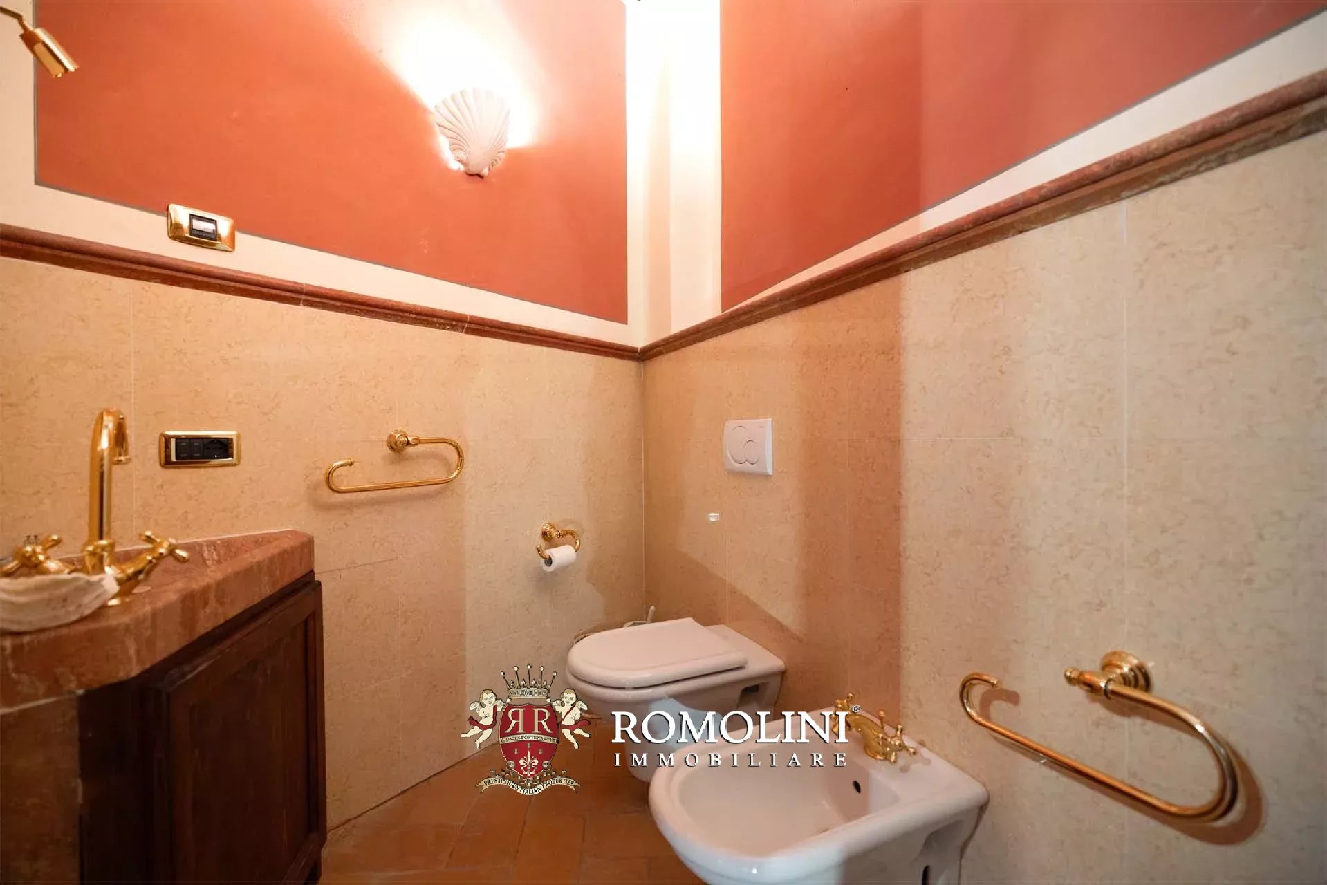 10 Bedroom Villa/Townhouse's Image 95