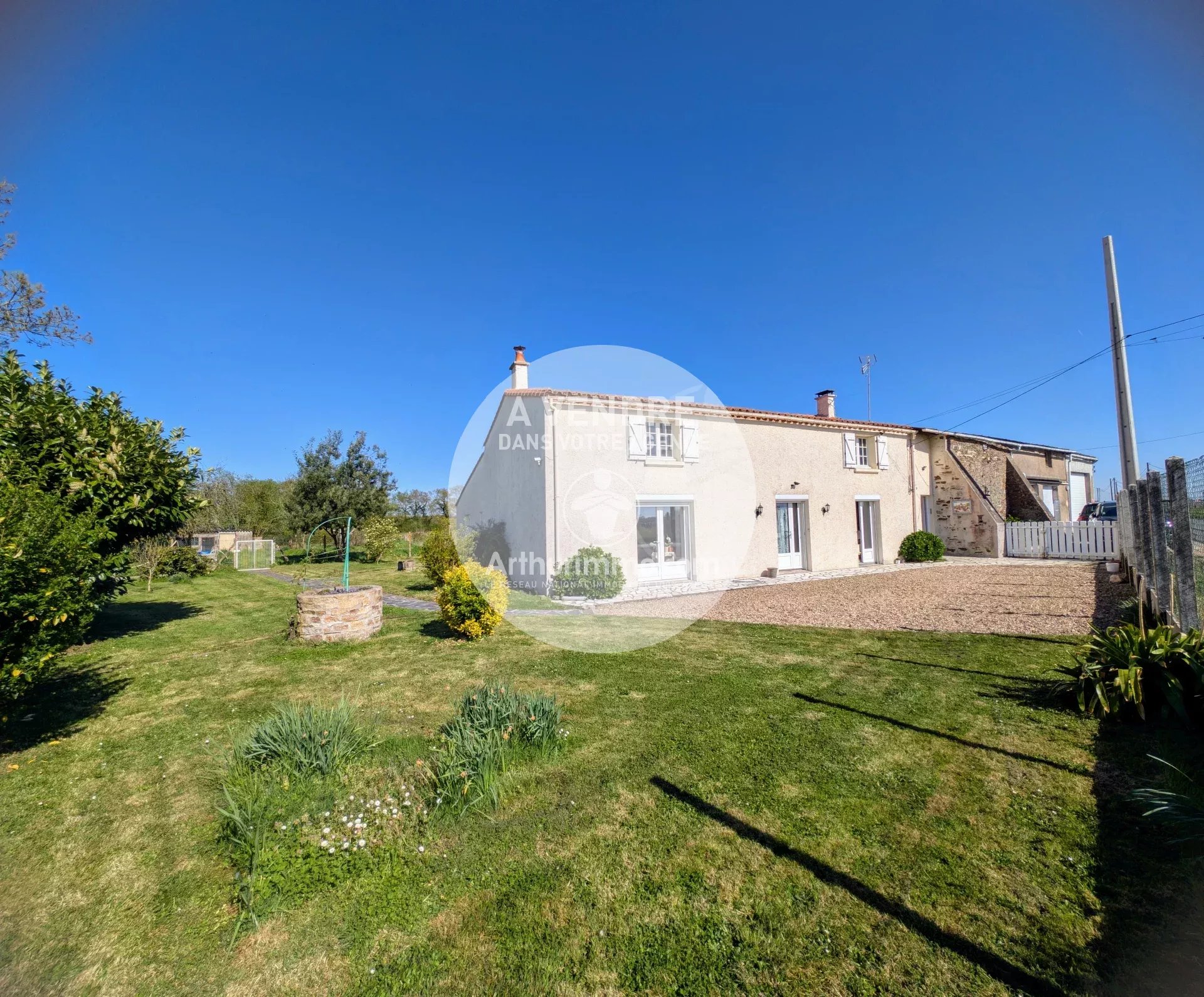 Agence immobilière de Arthurimmo.com Nantes-Vignoble Immobilier