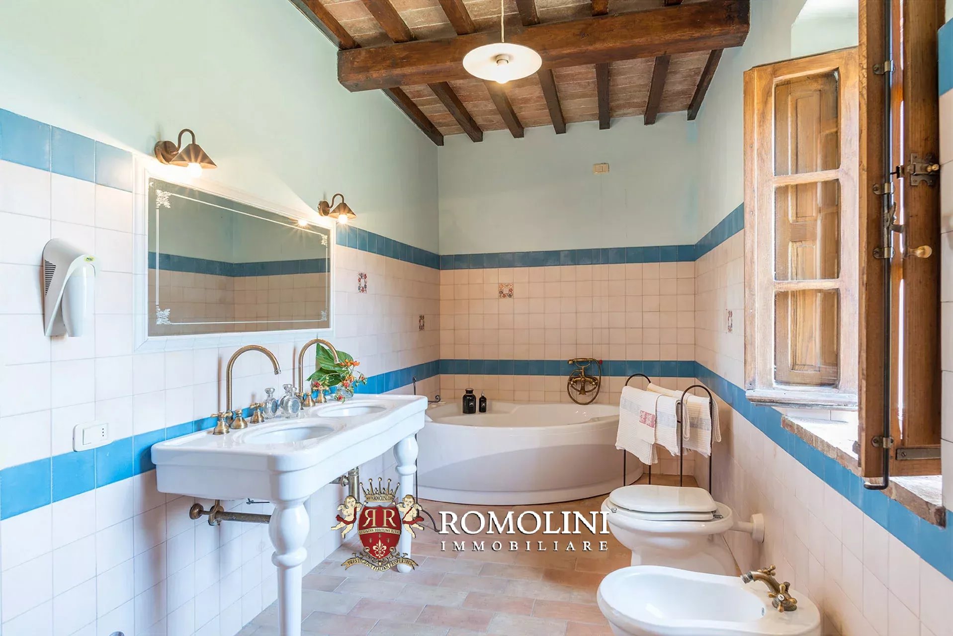 4 Bedroom Villa/Townhouse's Image 40