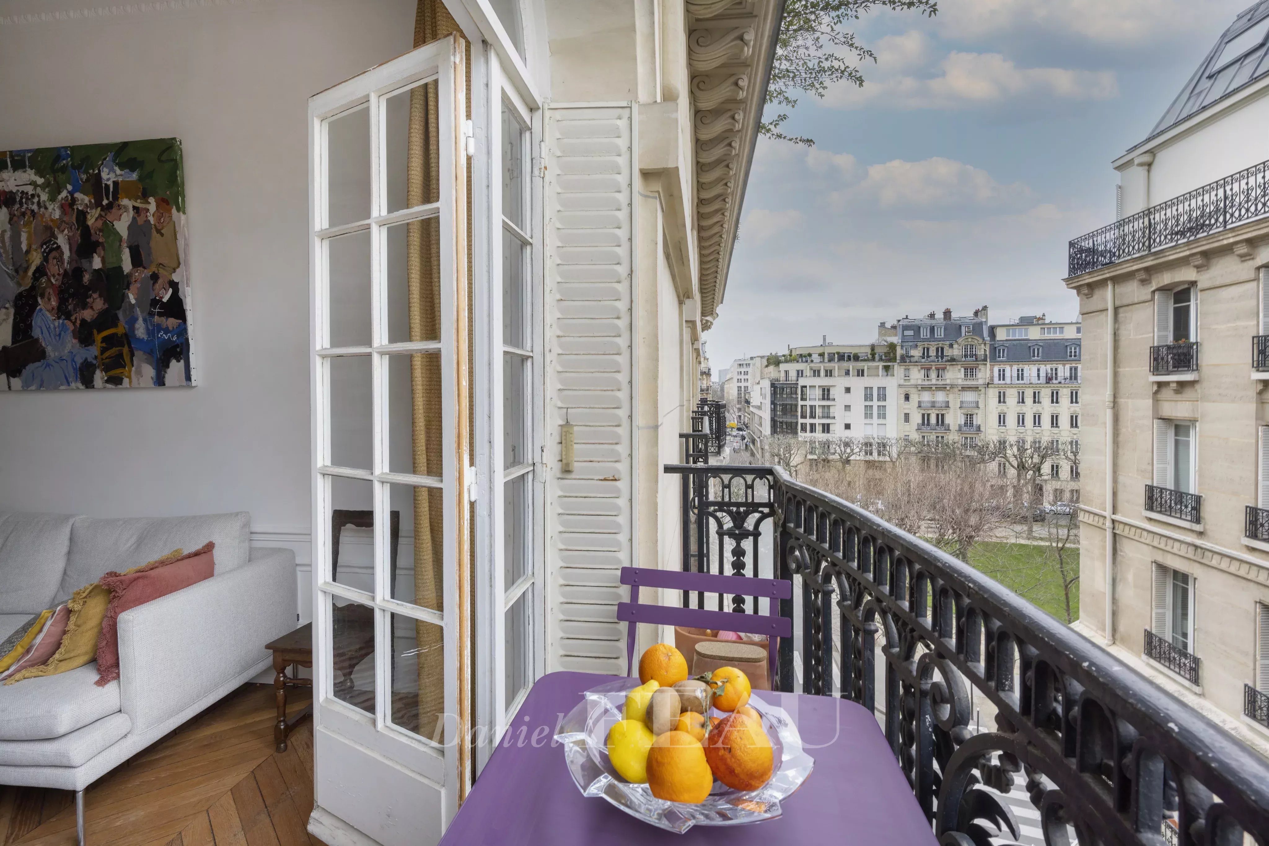 Sale Apartment Paris 7th