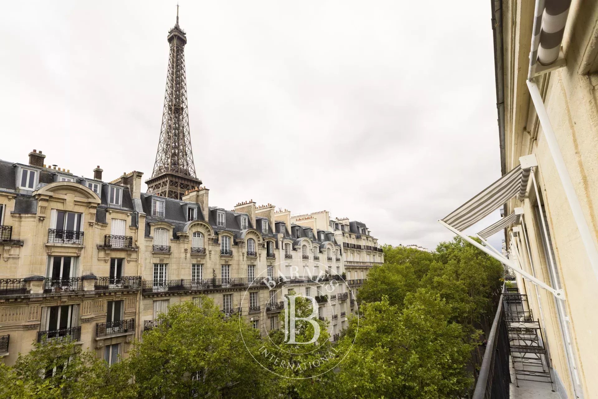 Daire Paris 7ème - picture 5