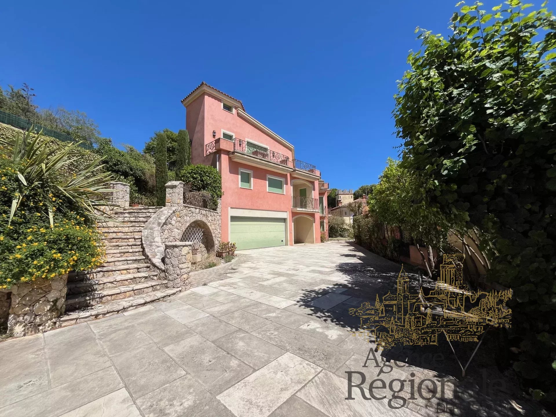 Vendita Proprietà La Turbie