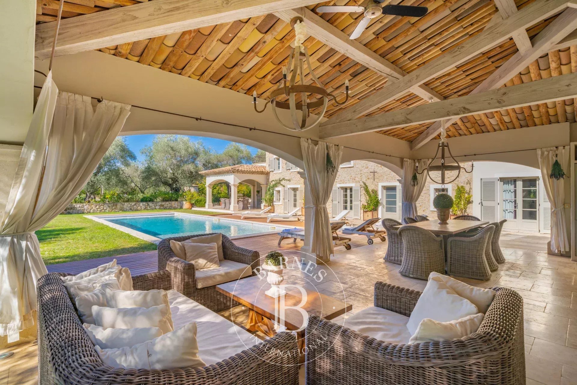 Ev Mougins - picture 7