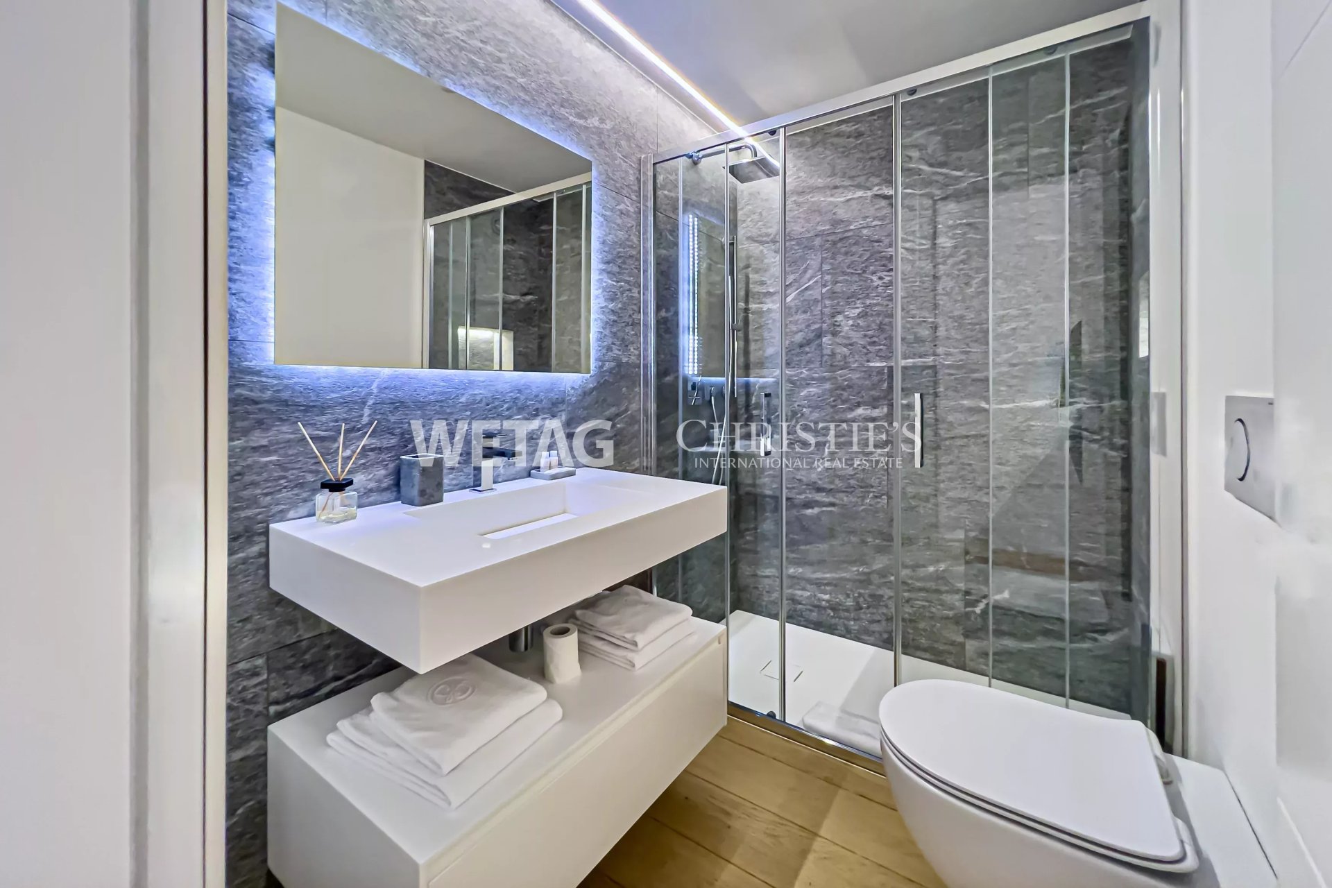 2 Bedroom Apartment/Flat's Image 4