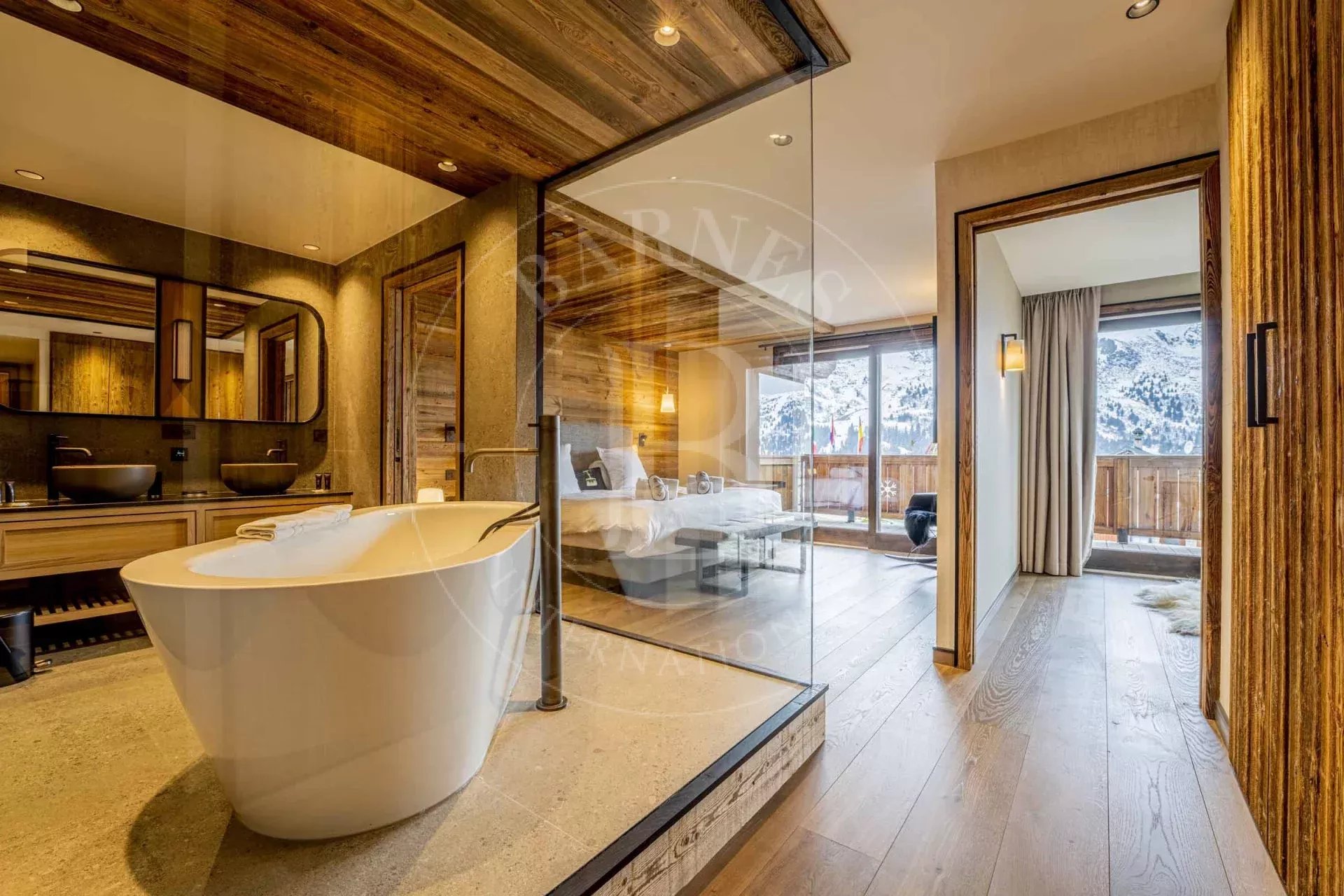 Méribel Superb 5-bedroom duplex apartment at Rond Point des Pistes
