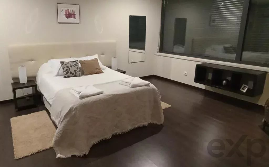 5-Bedroom Villa (2 x 3-Bedroom + 1 x 2-Bedroom Units) 86873882 image 29