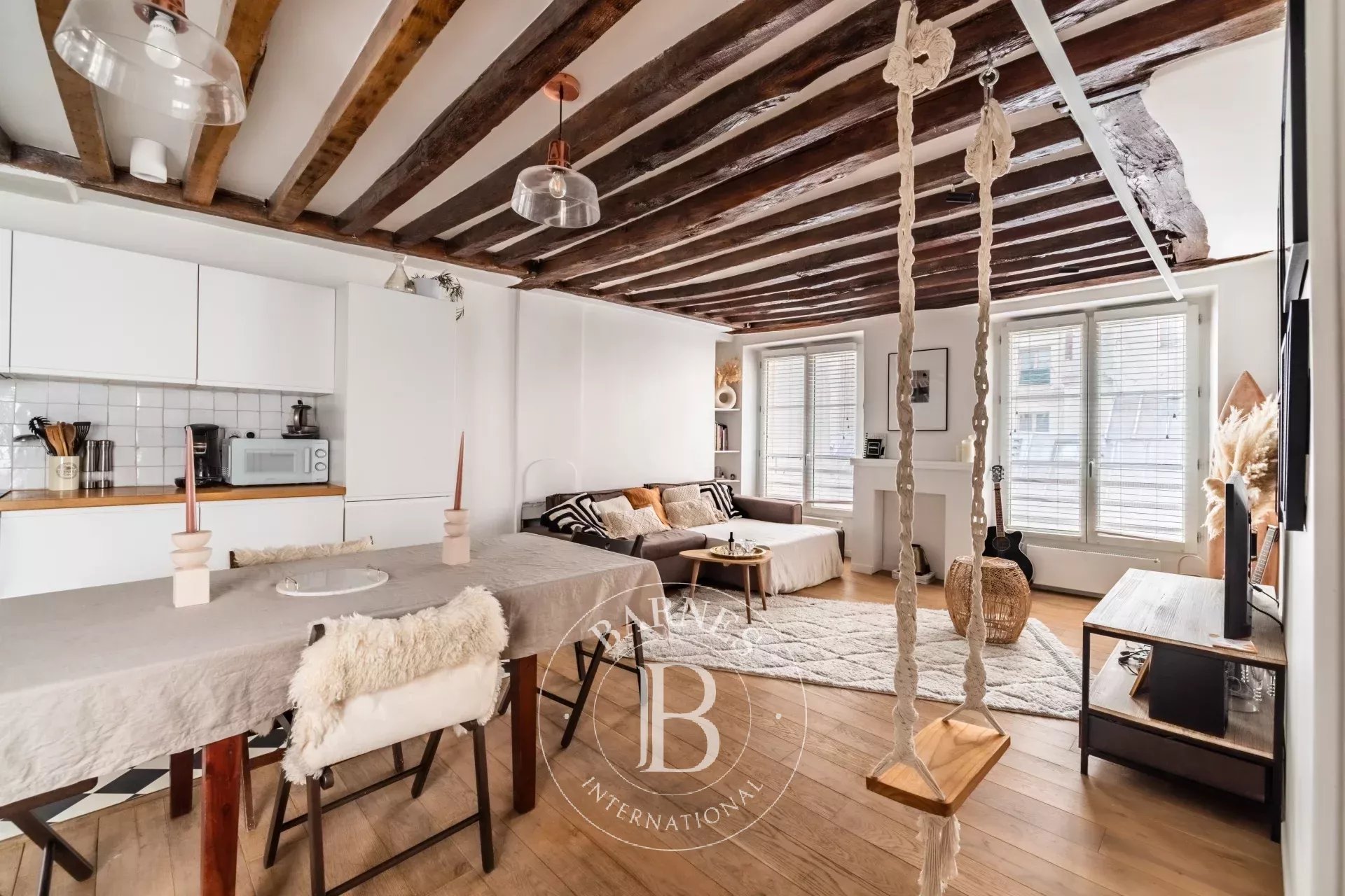 Daire Paris 3ème - picture 7