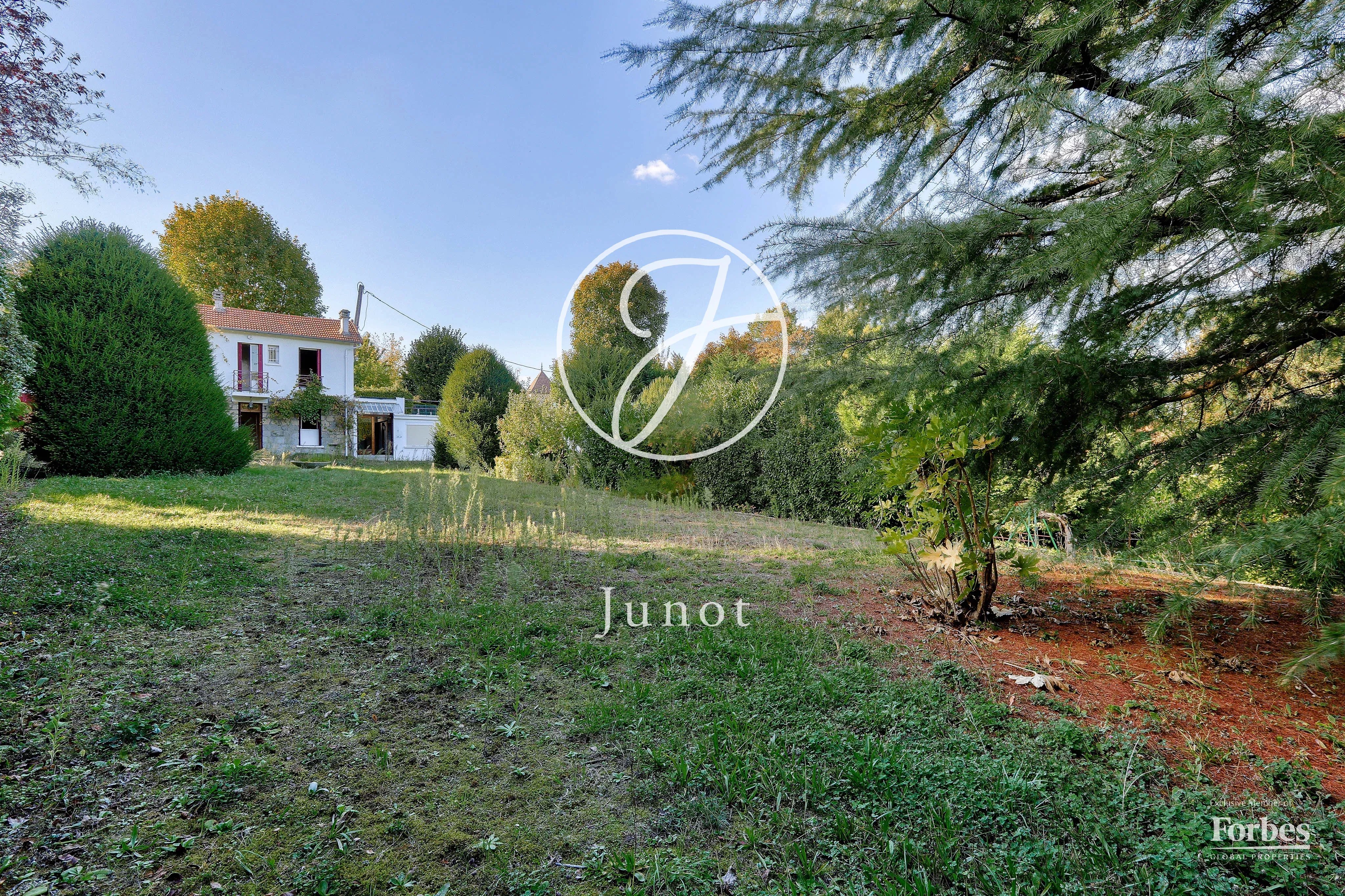 Bougival - SAINT-MICHEL - Maison à vendre - 140m² - terrain de 2 238m².