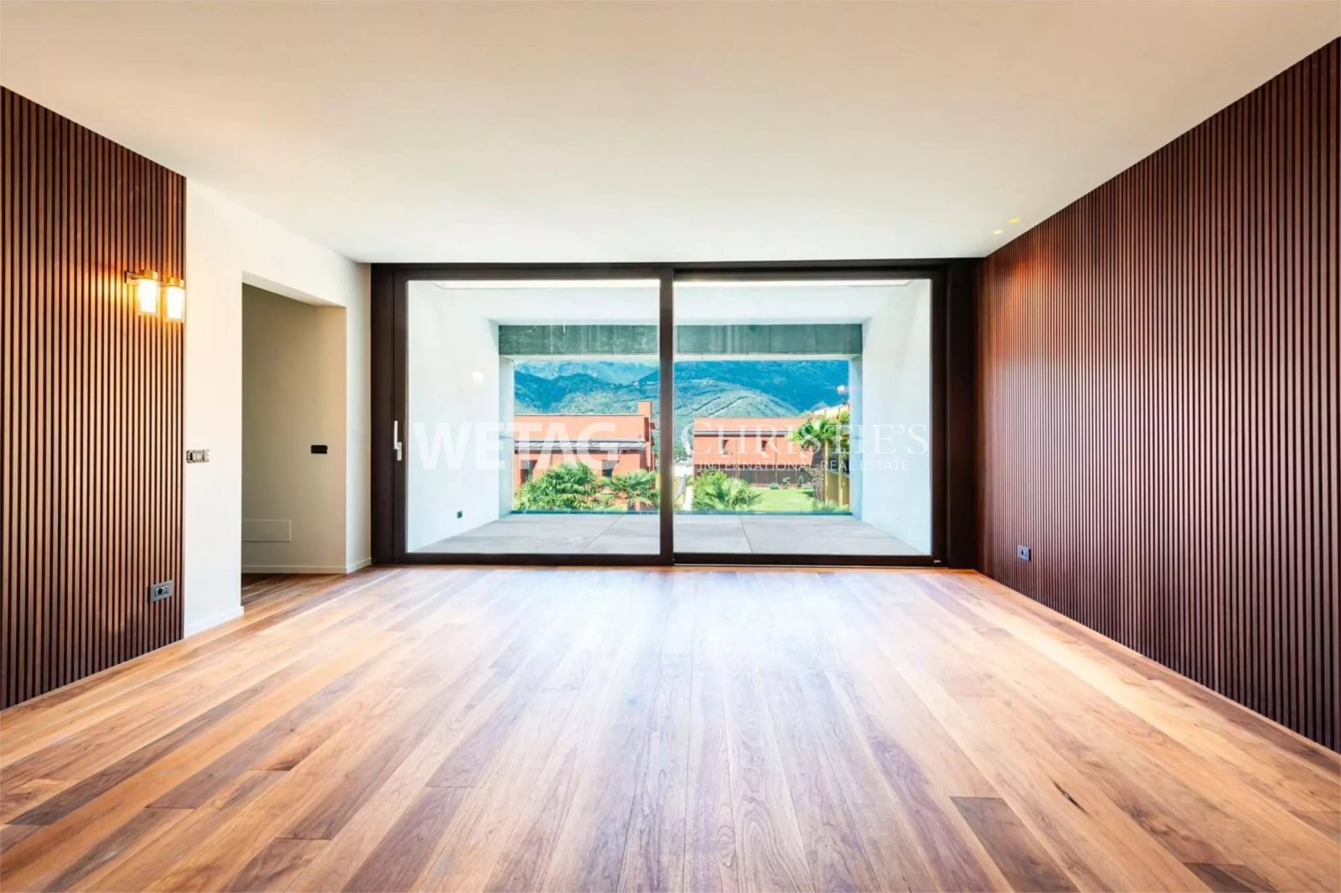 2 Bedroom Apartment/Flat's Image 4