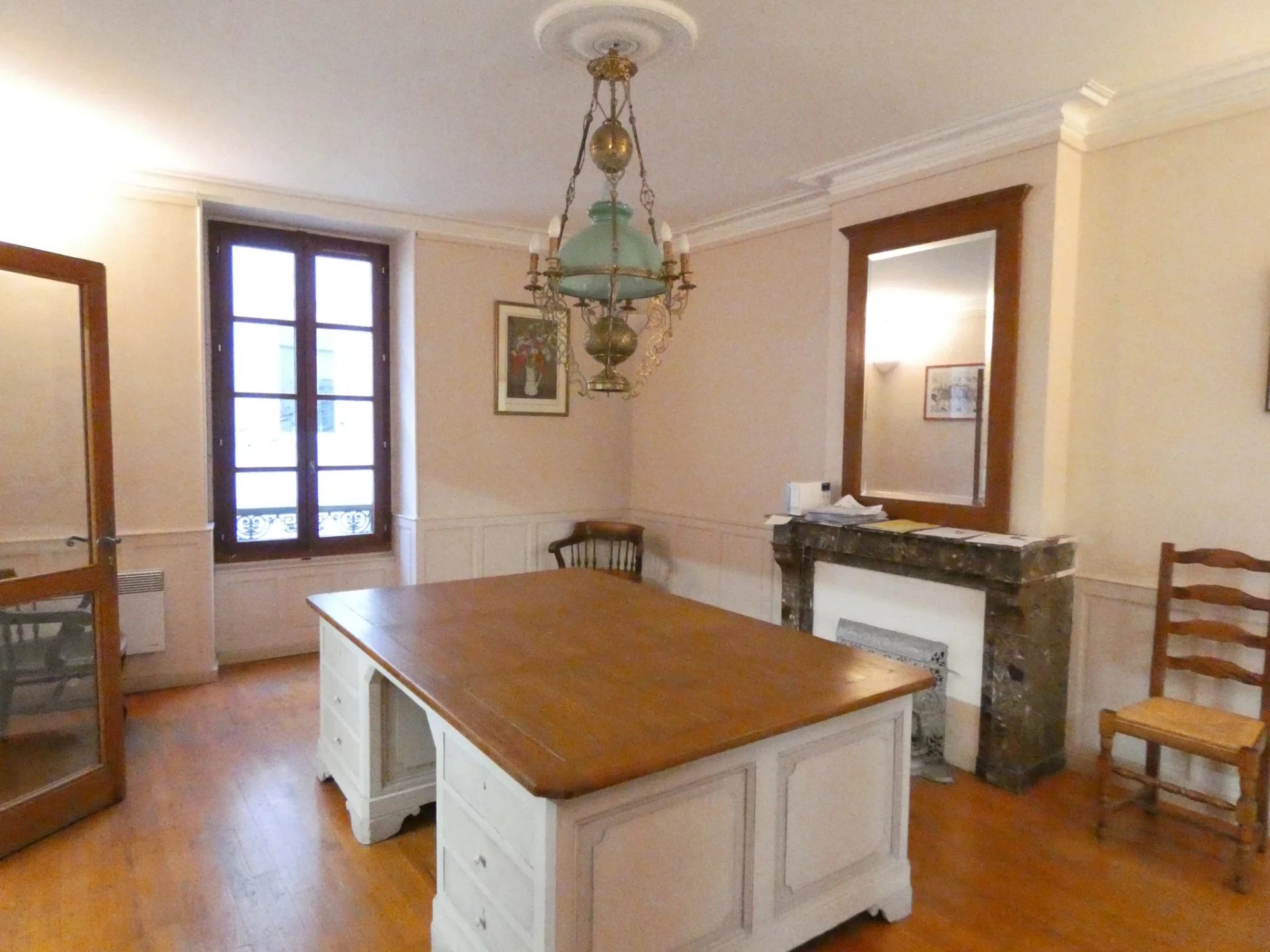 Plein centre, local de bureaux