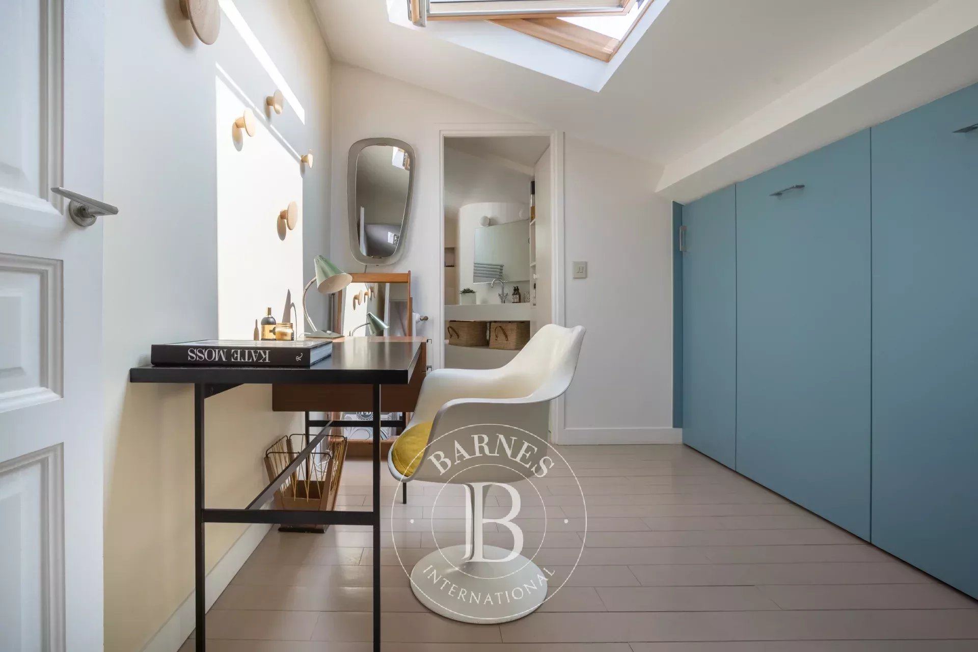 Daire Paris 10ème - picture 12