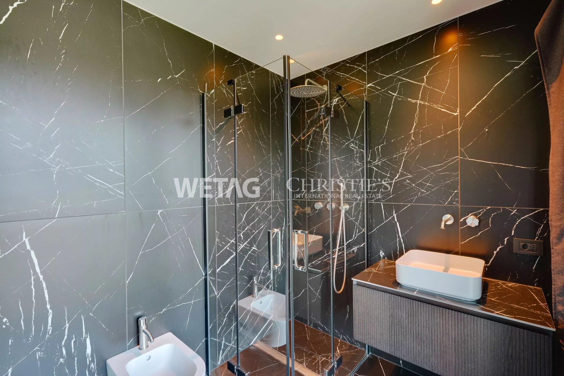 2 Bedroom Apartment/Flat's Image 6