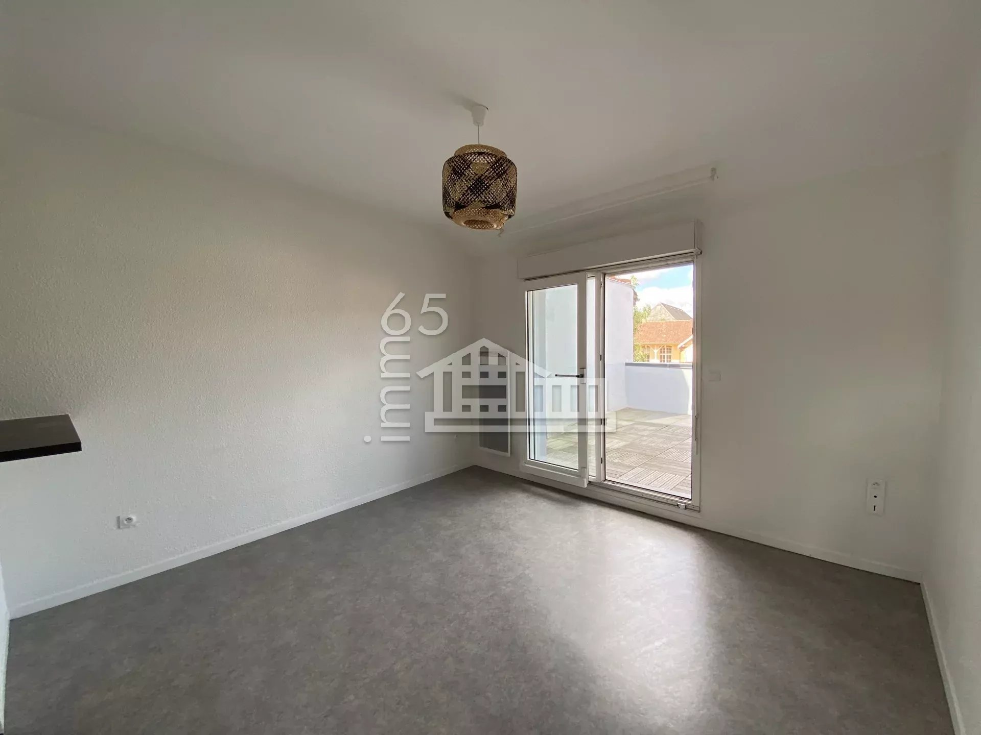 Appartement T2 avec terrasse