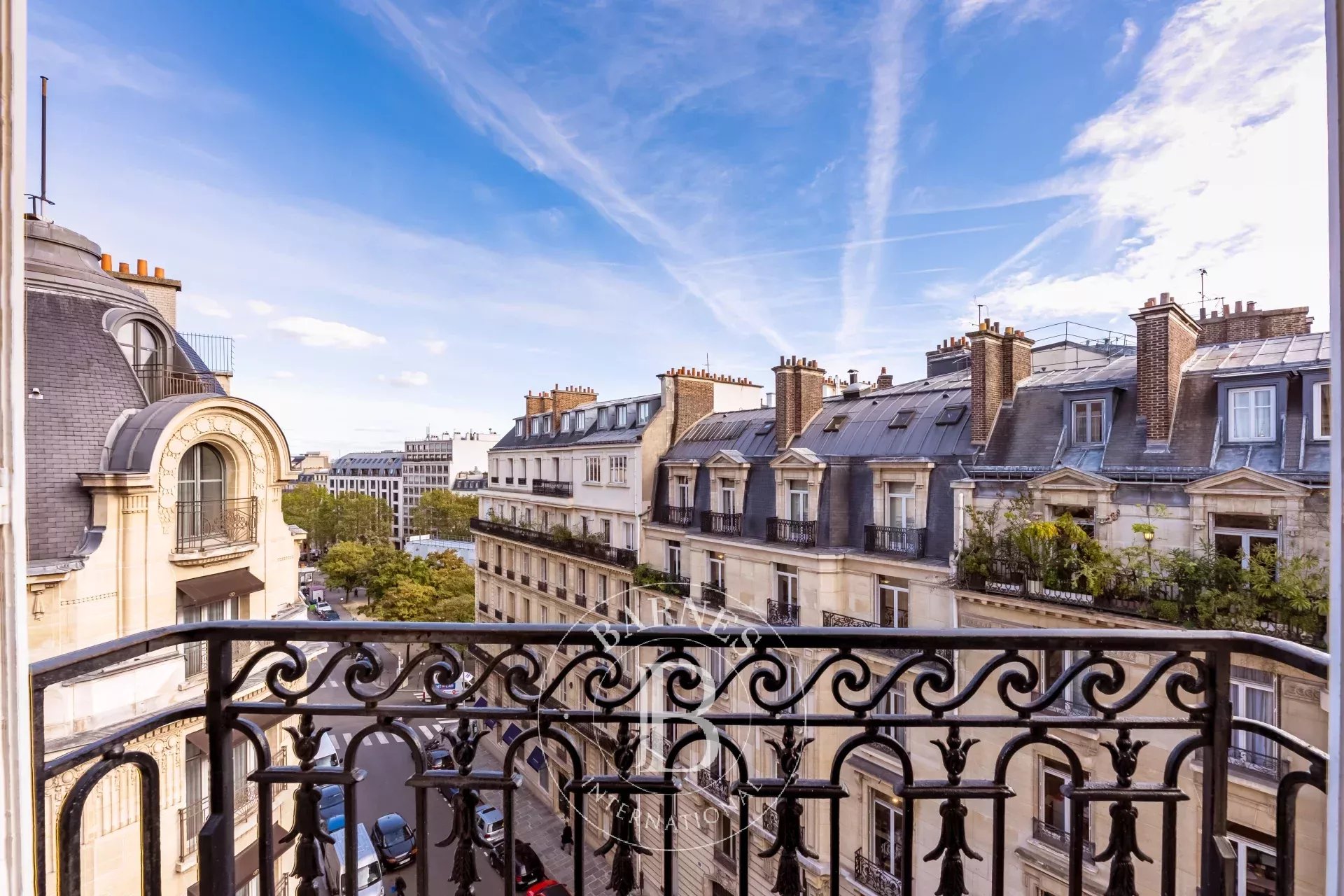 Daire Paris 8ème - picture 17