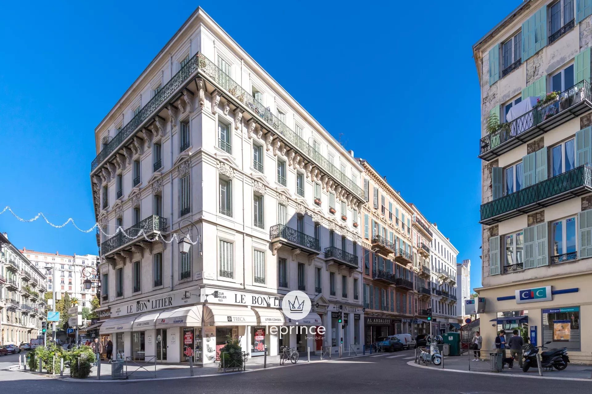 Agence immobilière de 