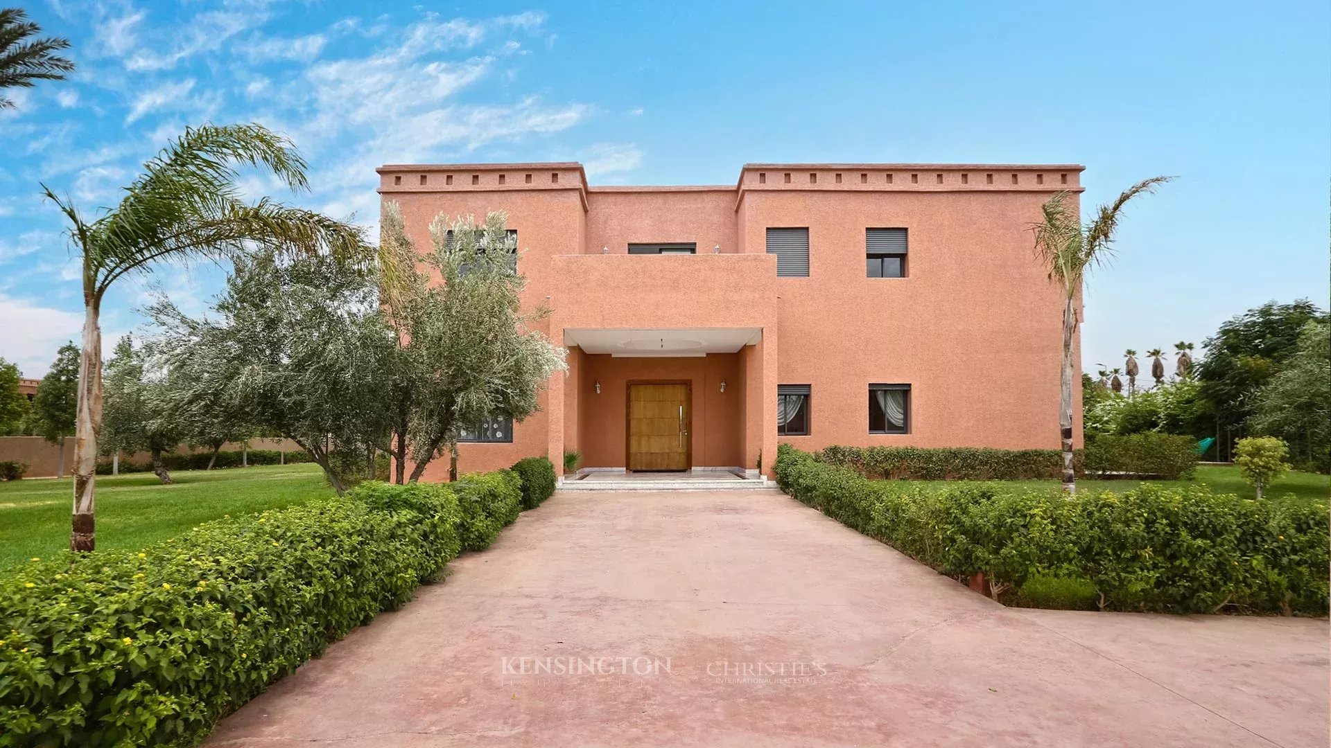 7 Bedroom Villa/Townhouse's Image 37