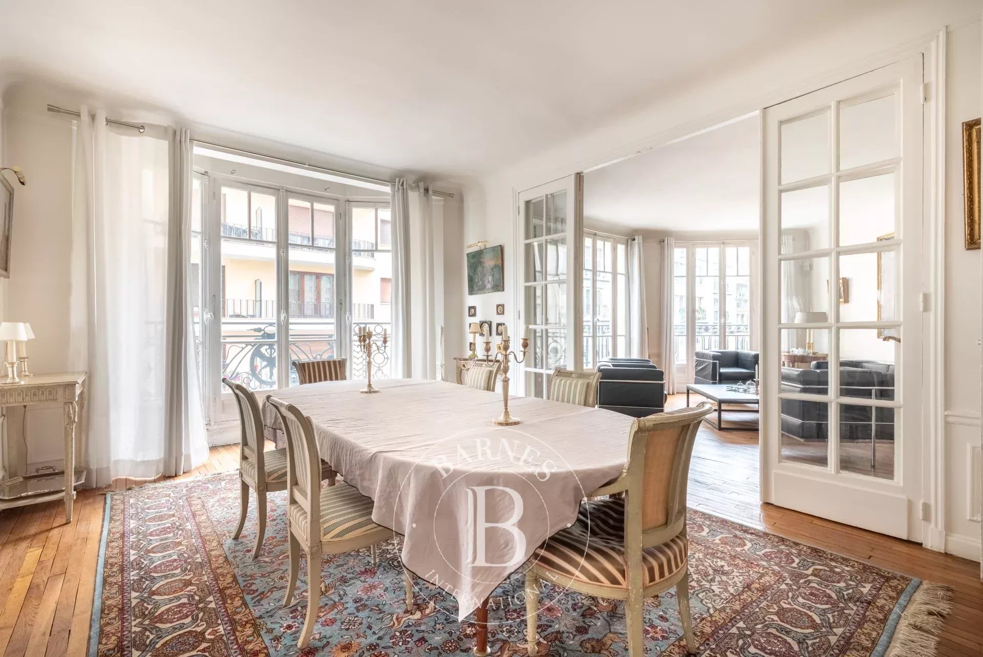 Apartment Paris 75016  -  ref 84190790 (picture 1)