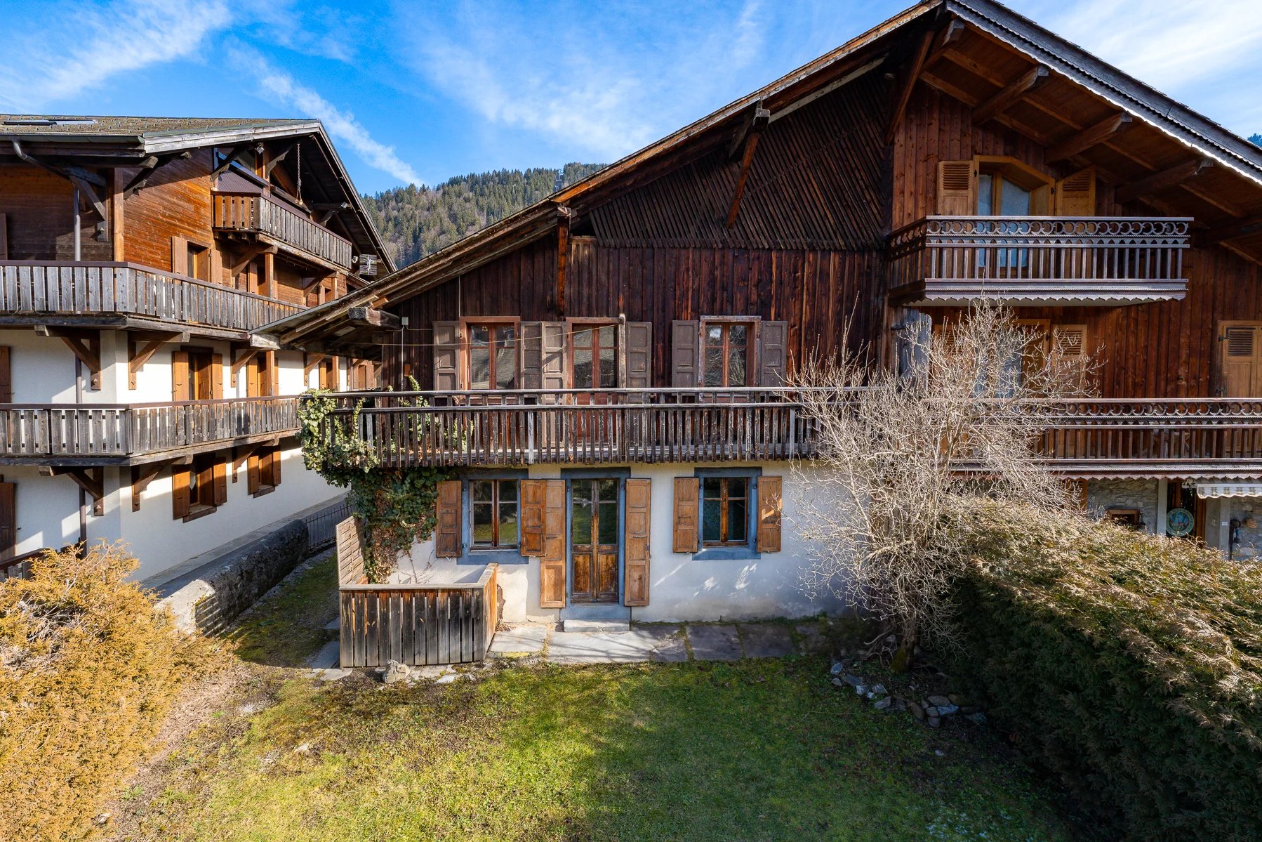MORZINE - A renovation project in the hyper-centre of Morzine, steps from the cable car Accommodation in Chamonix