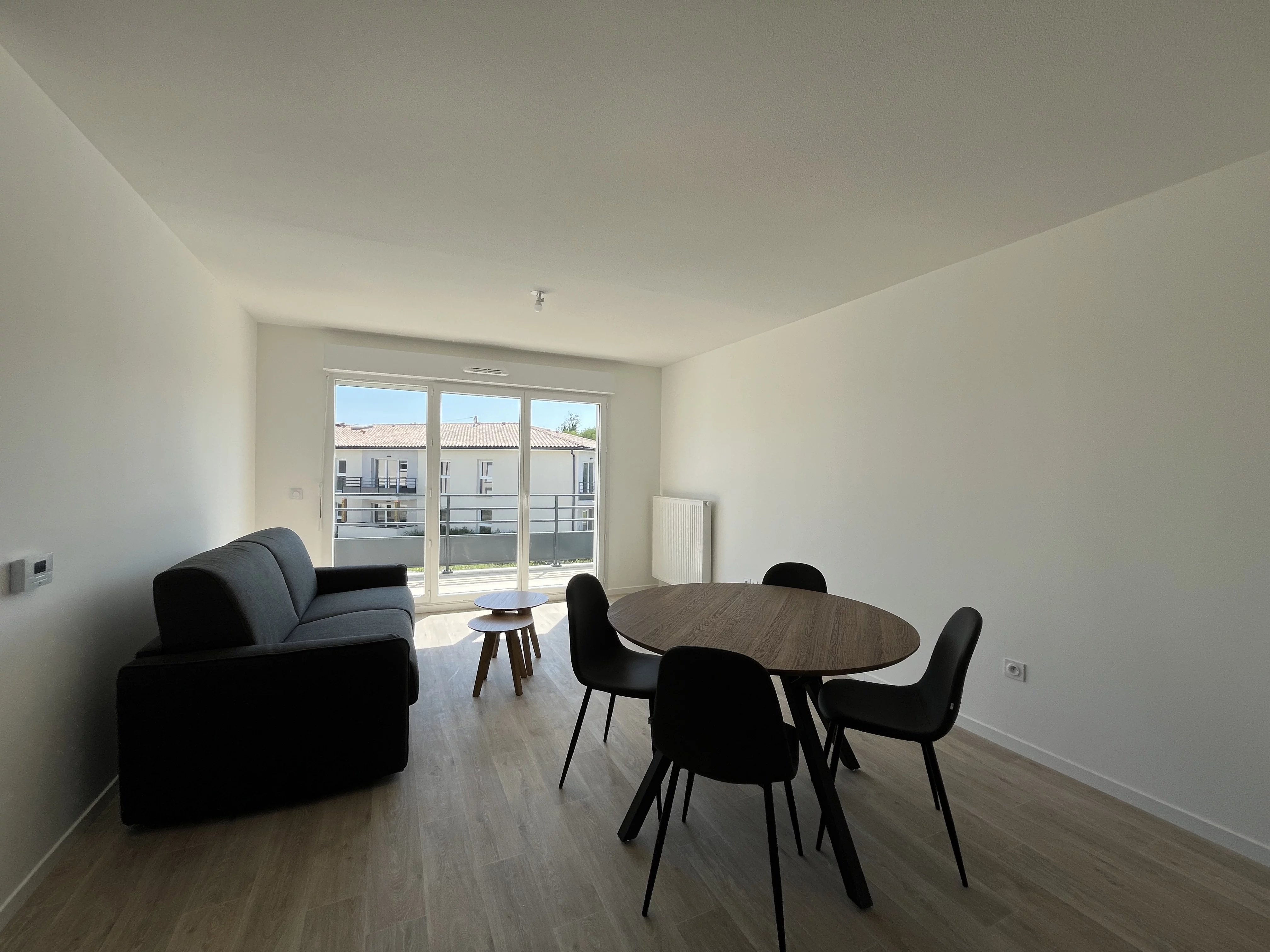 CERONS - T2 MEUBLE - PARKING - BALCON - Photo 2