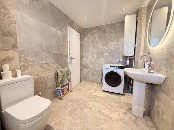Elegant 4-Room Family Apartment in Petit Juas, Cannes | French Riviera — photo 3