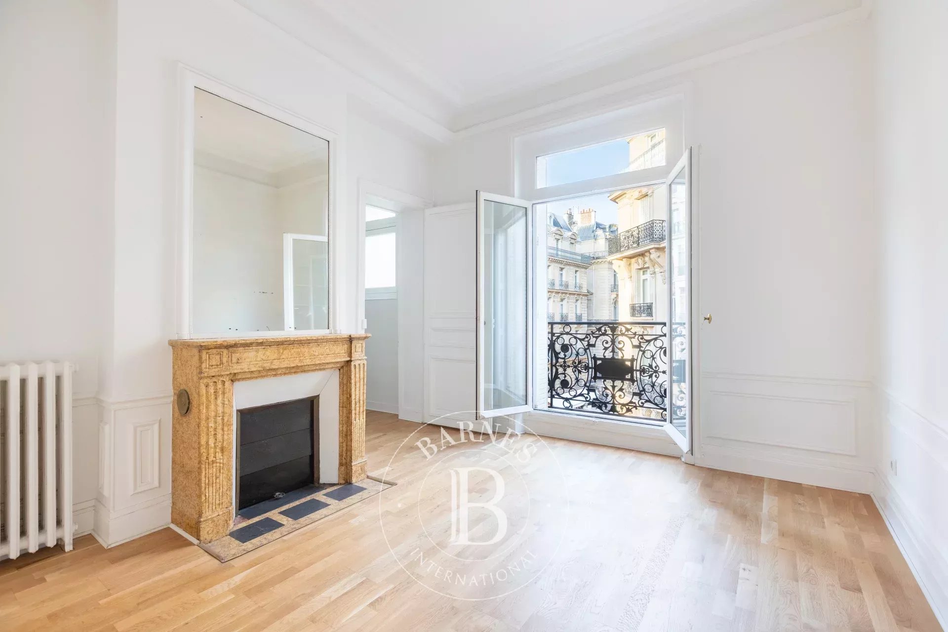 Daire Paris 8ème - picture 14