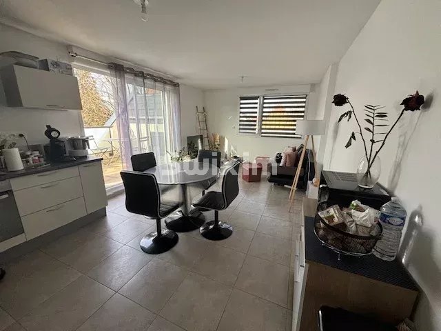 Appartement de standing T2 avec terrasse, garage et parking - Photo 3