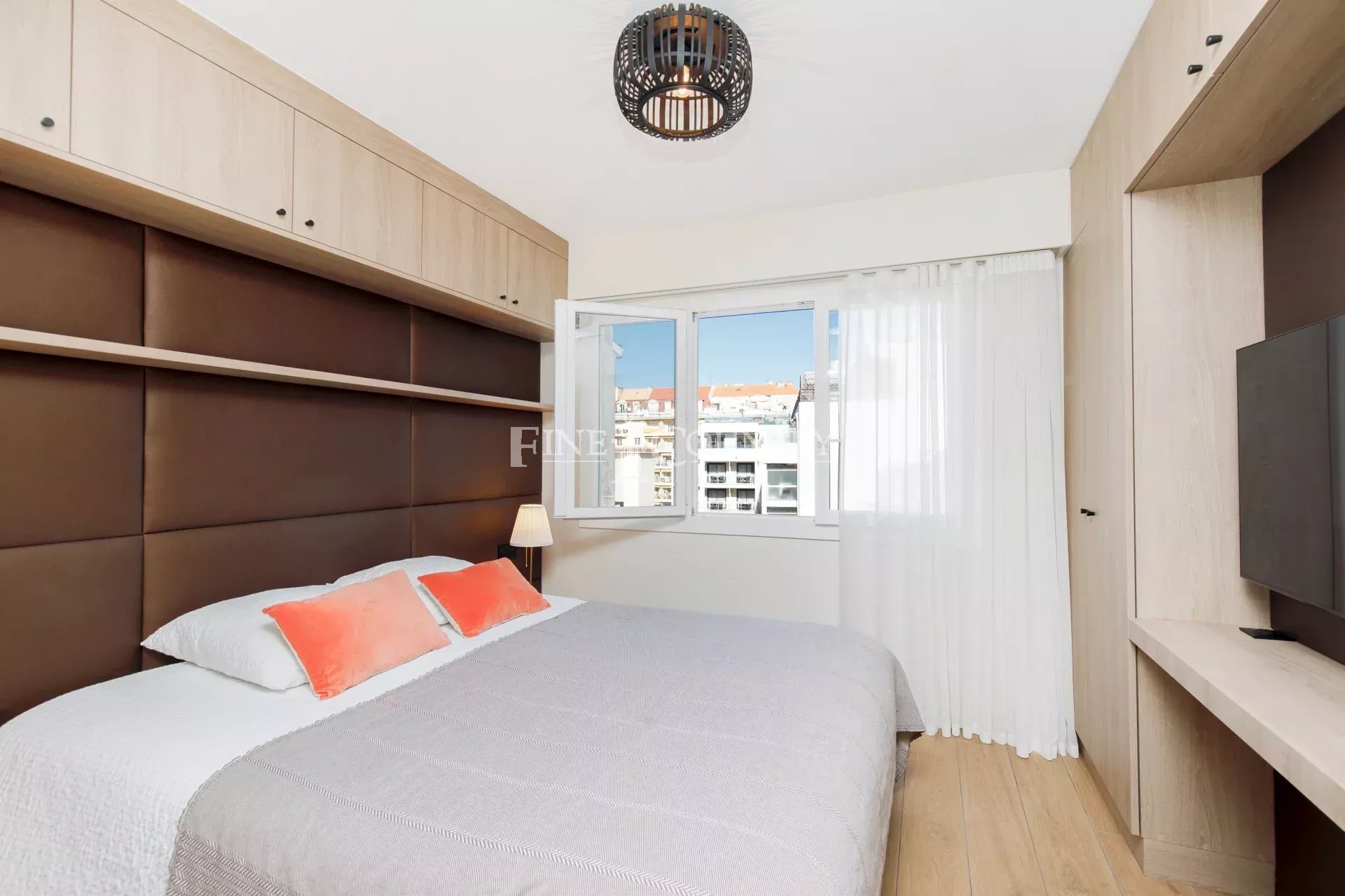 Photo of Apartment for sale in Cannes, la Banane