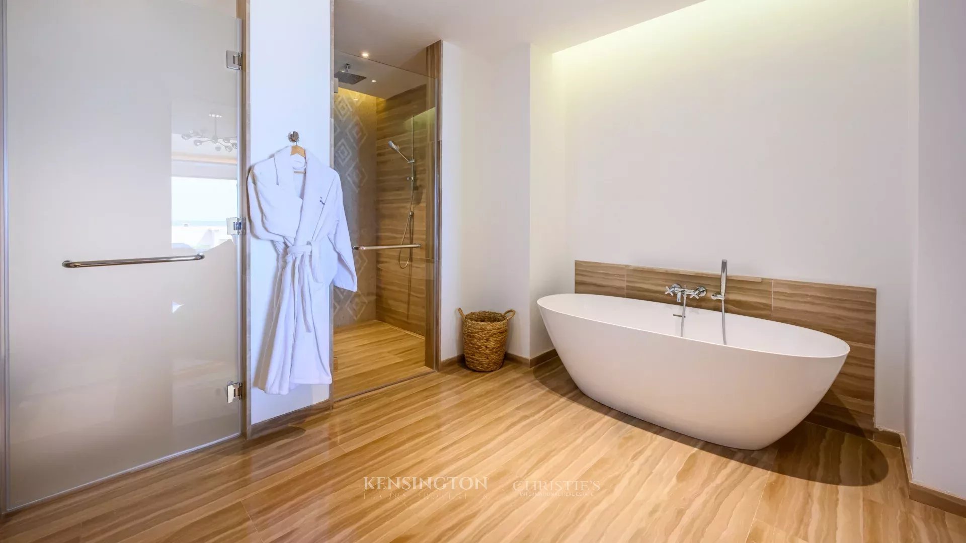 3 Bedroom Villa/Townhouse's Image 48