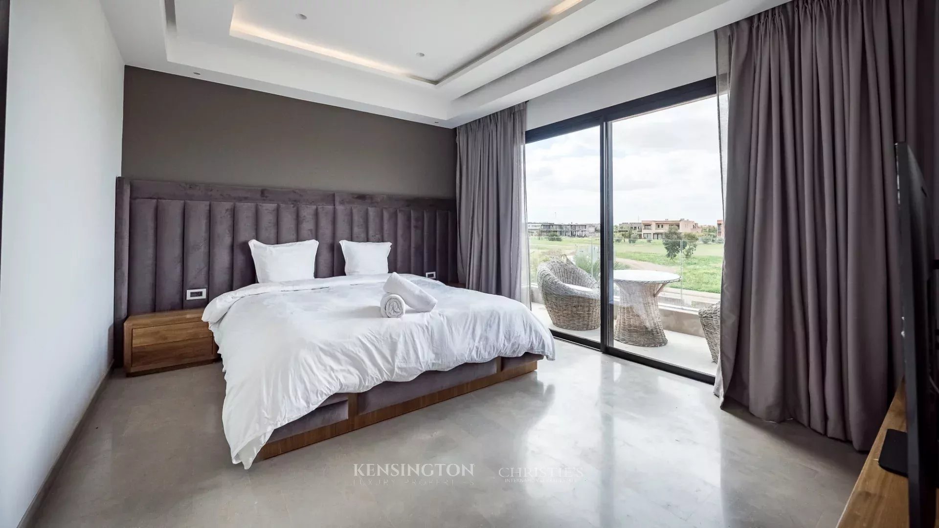 6 Bedroom Villa/Townhouse's Image 43