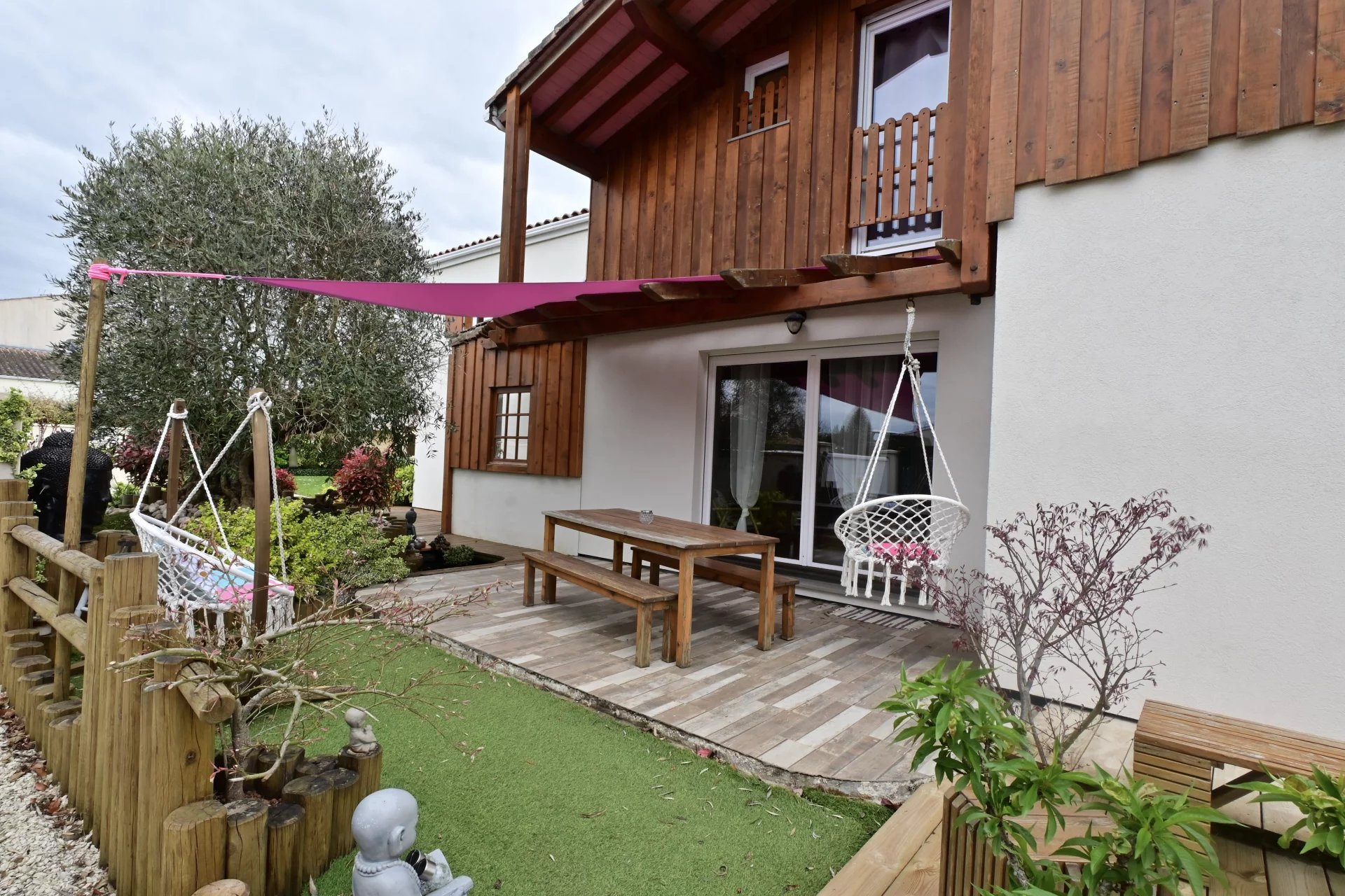 EXCLUSIVITE - VILLA D'ARCHITECTE - PLAGE 5MIN