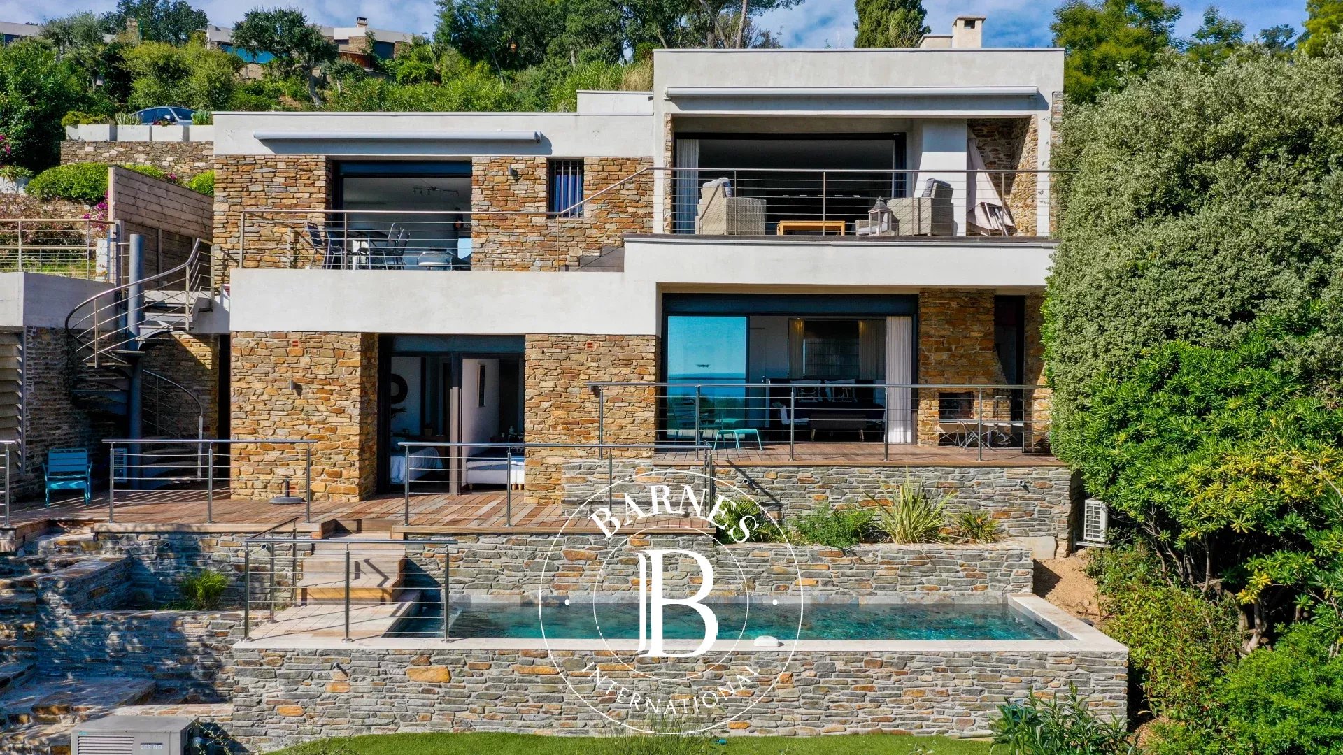 Villa Bormes-les-Mimosas  -  ref 86342647 (picture 2)